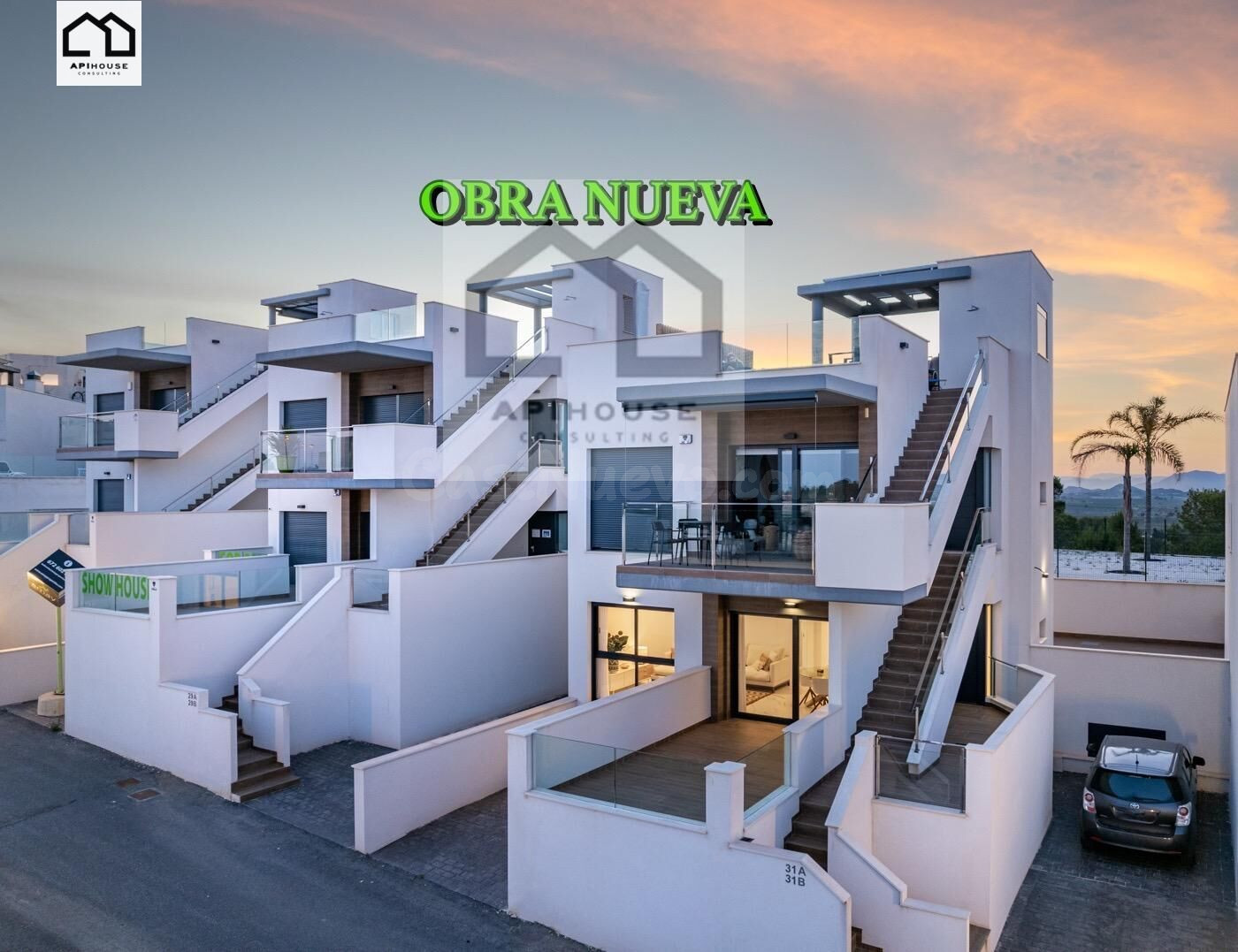 RESIDENCIAL LUJOSO DE BUNGALOWS DE PLANTA ALTA Y PLANTA BAJA