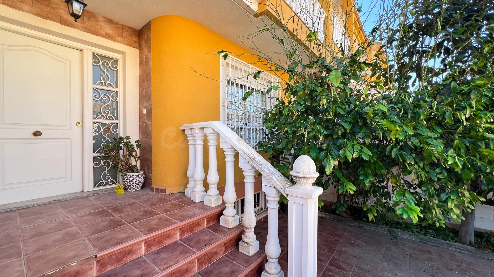 CHALET ADOSADO EN CEUTI, MURCIA