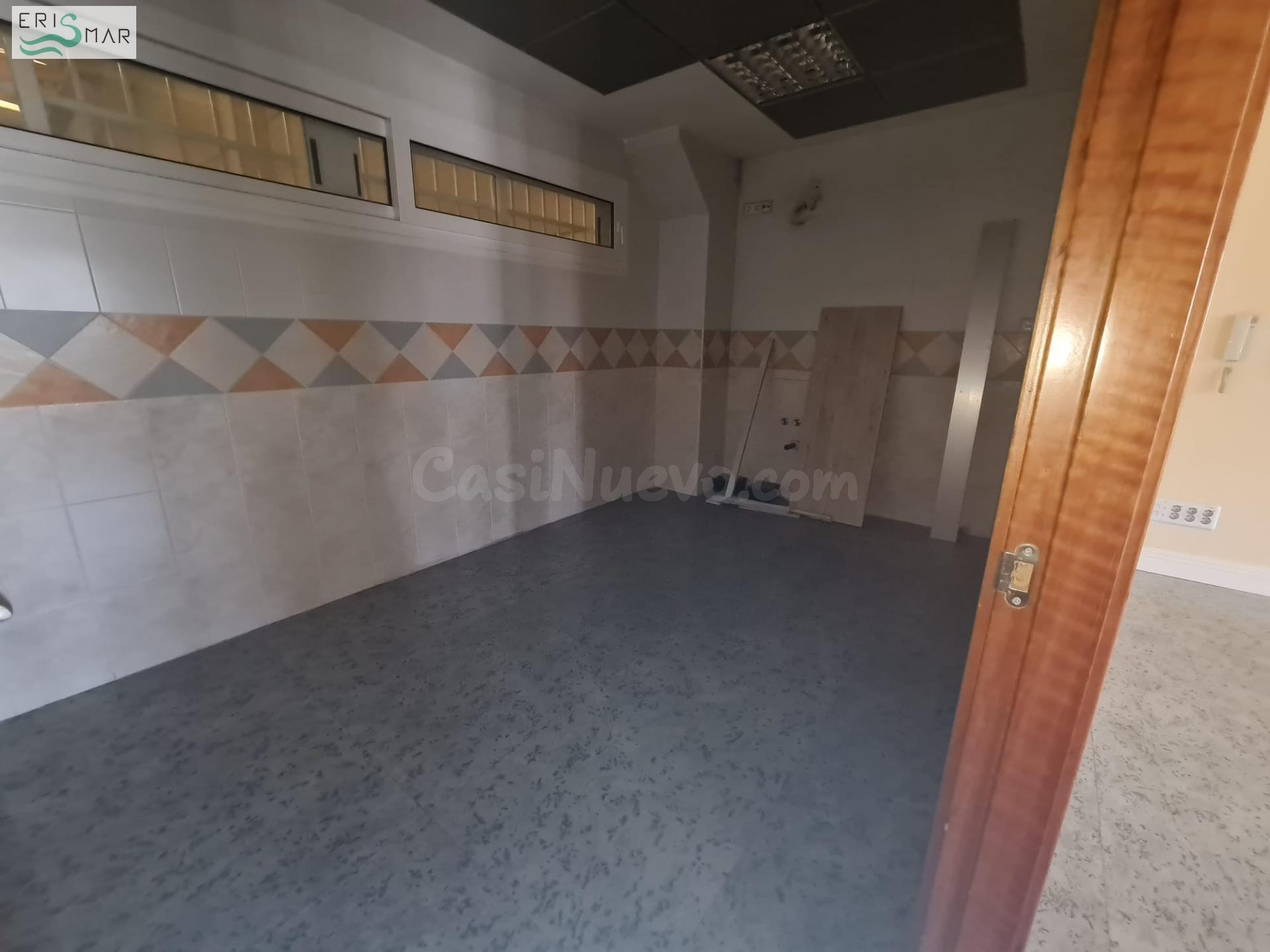 OFICINAS EN ALQUILER EN EL POLIGONO INDUSTRIAL LOS PRADILLOS - foto 4