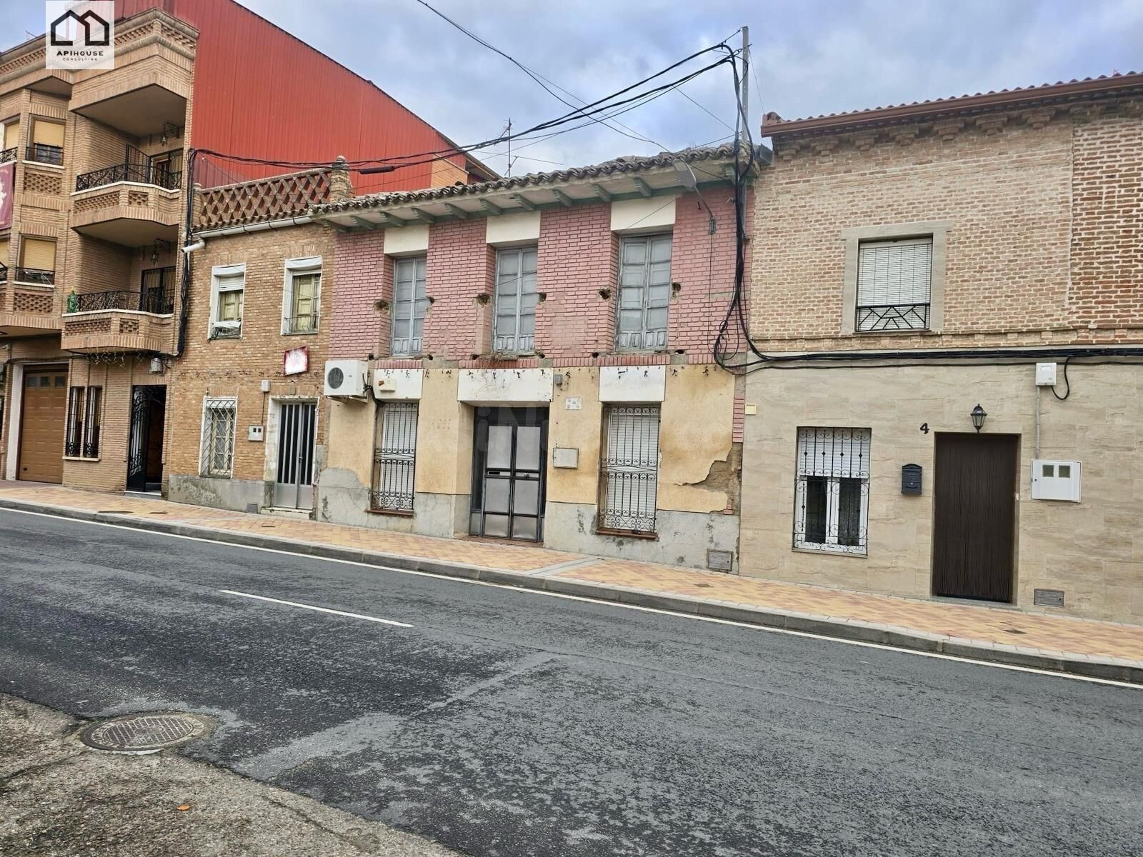 APIHOUSE VENDE CASA DE PUEBLO PARA REFORMAR. PRECIO 44.000€ - foto 2