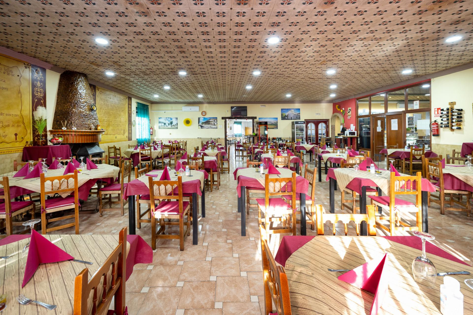 BAR RESTAURANTE ( EL PUNTAL )