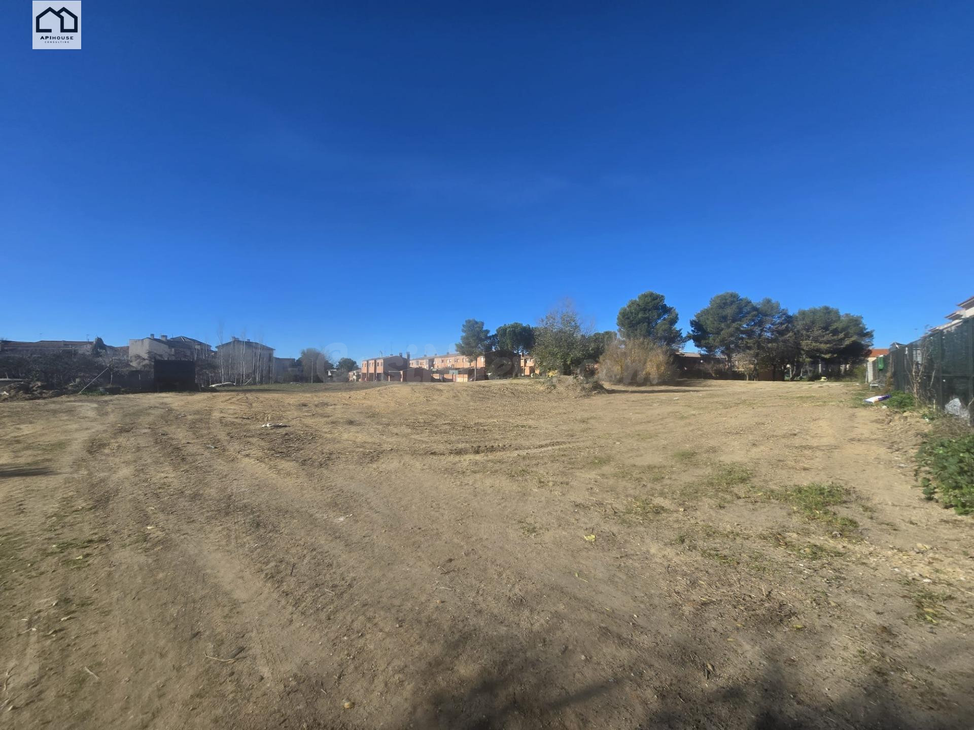 APIHOUSE VENDE TERRENO URBANO DE 6.000 METROS EN SANTA OLALL - foto 2