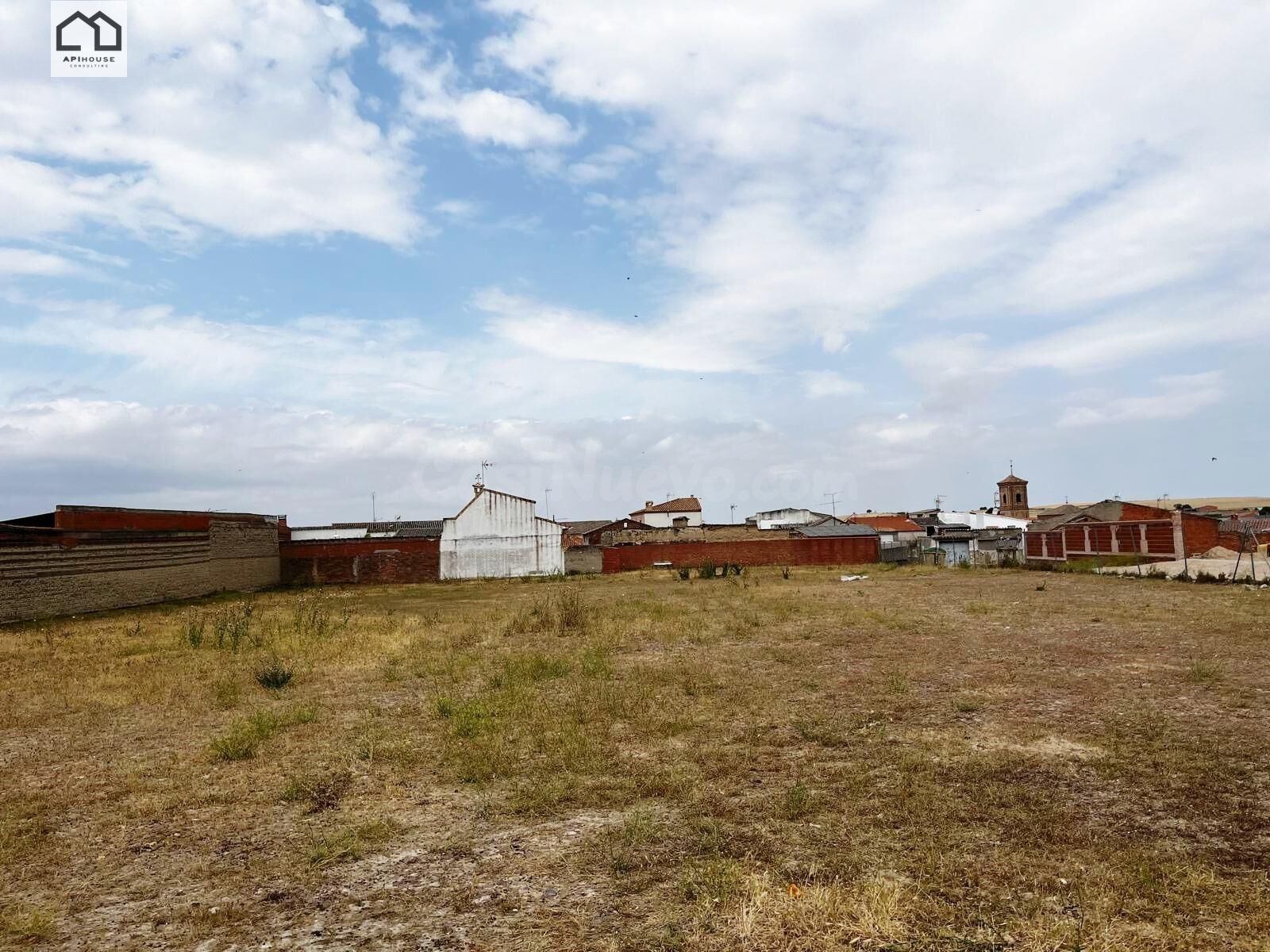 APIHOUSE VENDE TERRENO URBANO EN LA MATA. PRECIO 202.500€