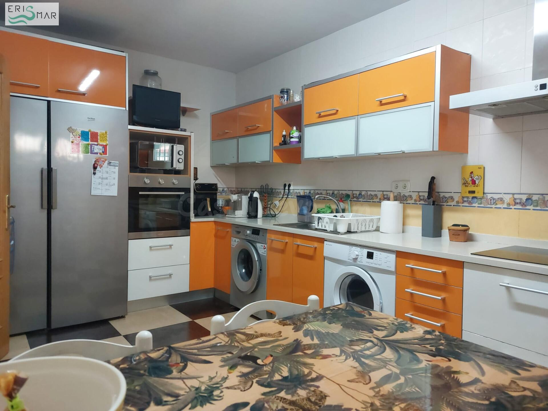 CHALET ADOSADO EN VENTA EN YUNCLER - foto 2