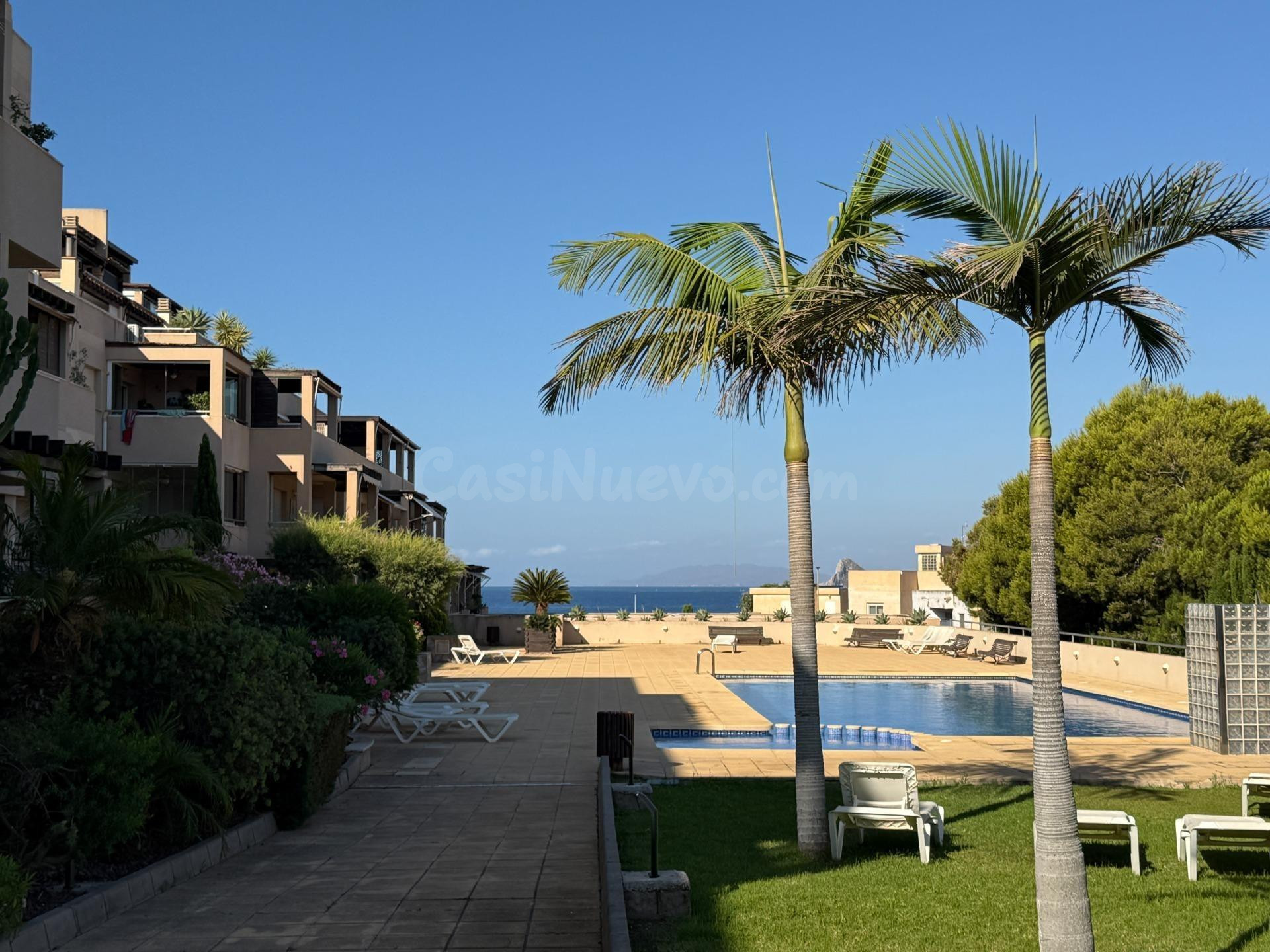 Vive a un paso del mar en Calabardina - foto 2