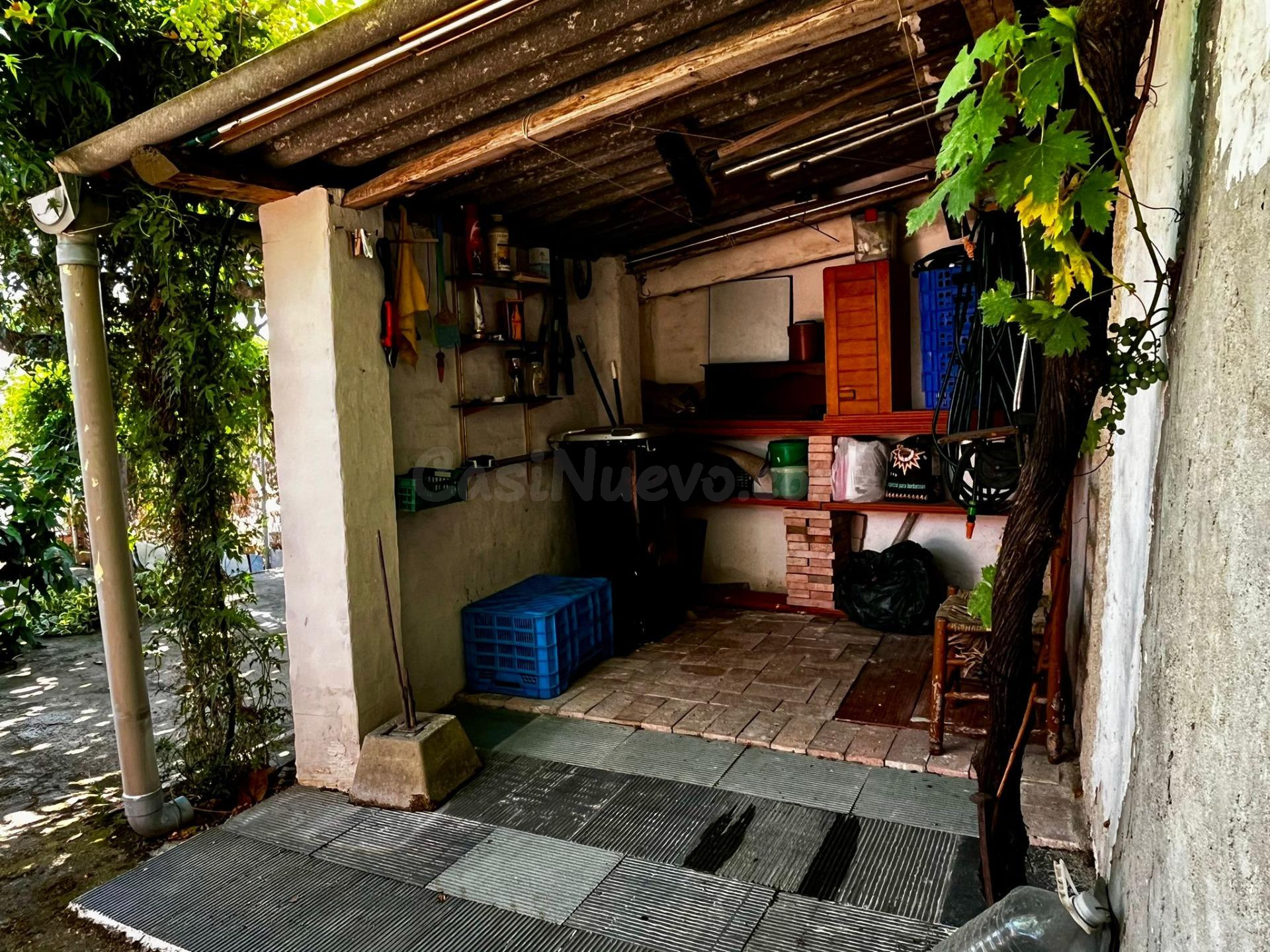 APIHOUSE VENDE CASA DE PUEBLO EN PLANTA BAJA Y JARDIN EN LUC - foto 2