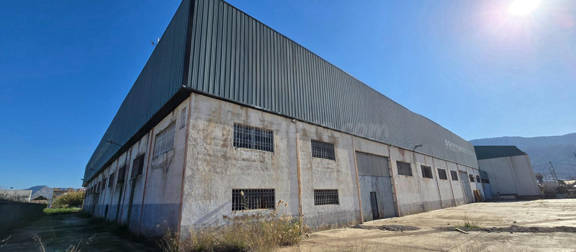 GRAN OPORTUNIDAD DE ALQUILER INDUSTRIAL EN ALGEZARES (MURCIA