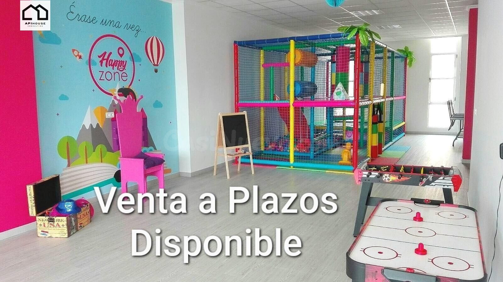 APIHOUSE VENDE ESPECTACULAR LOCAL COMERCIAL. PRECIO: 192.000