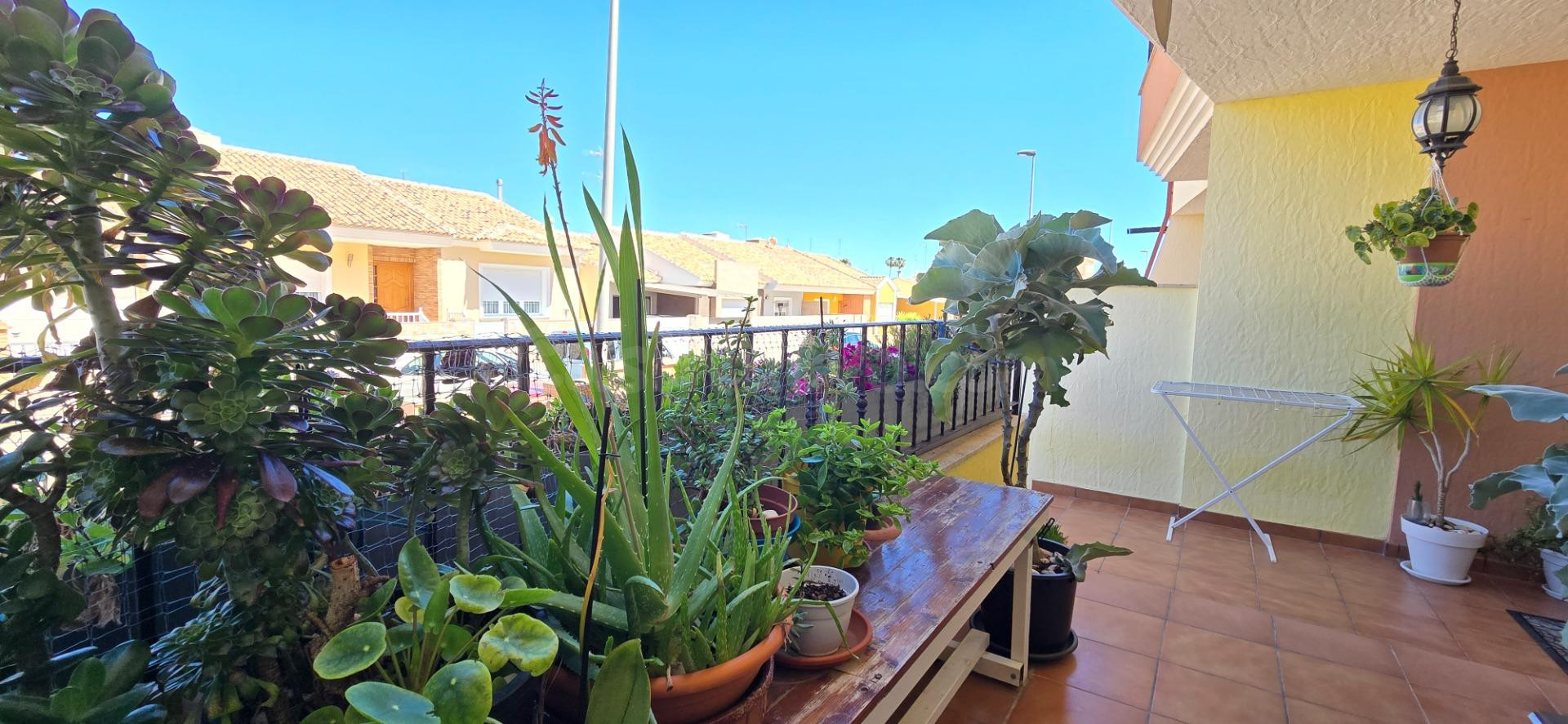 Espacio y calidad de vida a un paso del Mar Menor - foto 4