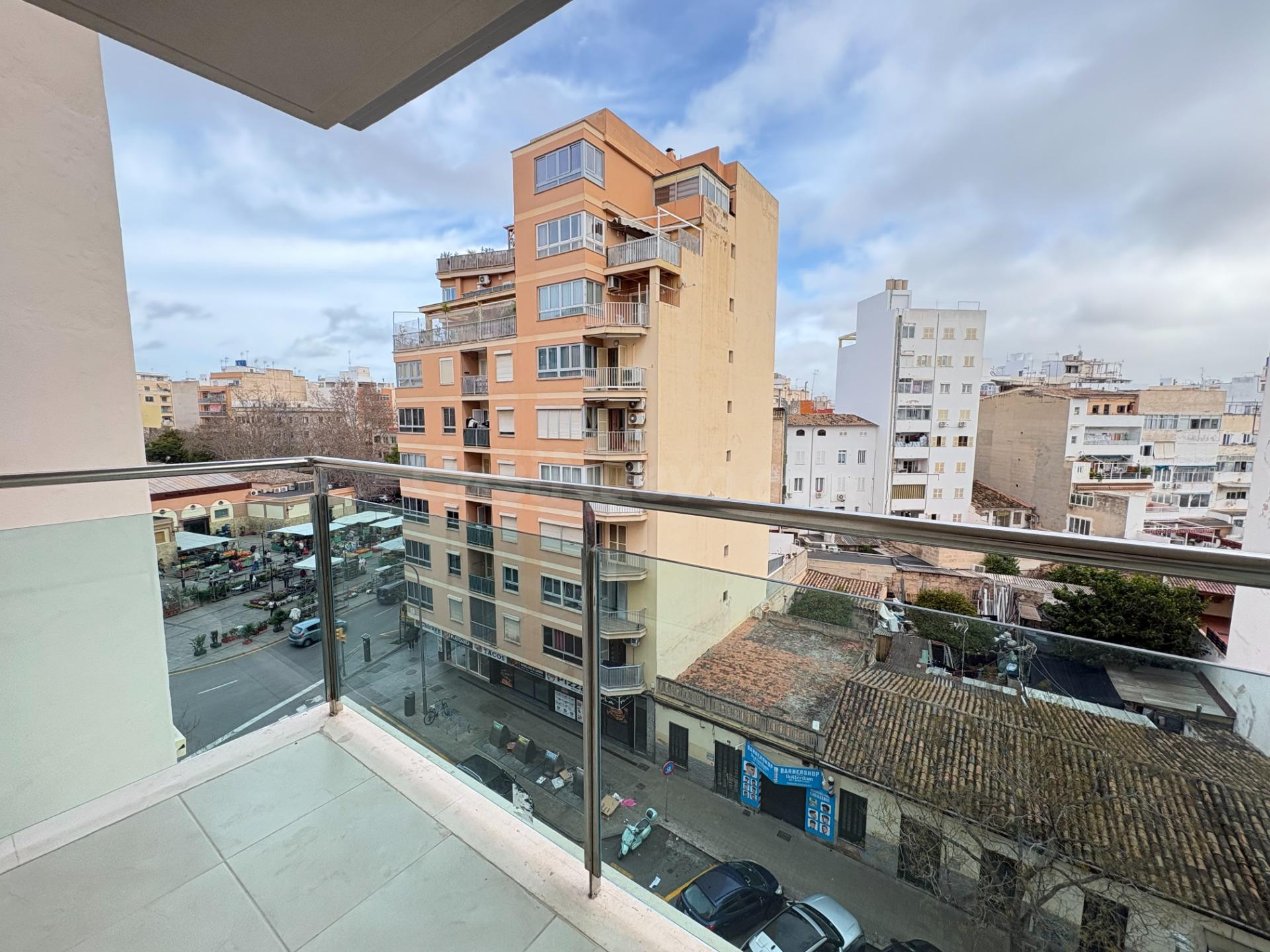 APARTAMENTO JUNTO A PLAZA PEDRO GARAU