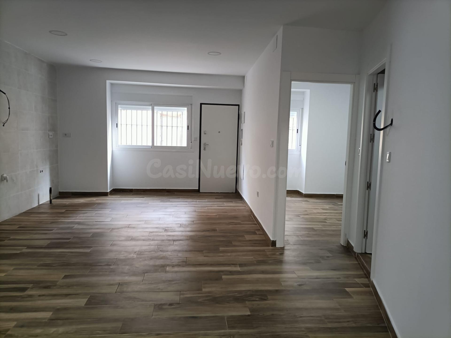 VIVIENDA CON PATIO Y COCHERA PRIVADA CERCA DEL PLACETÓN – ÁG