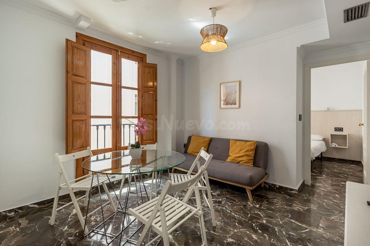 PISO CON LICENCIA TURISTICA EN CALLE NAVAS