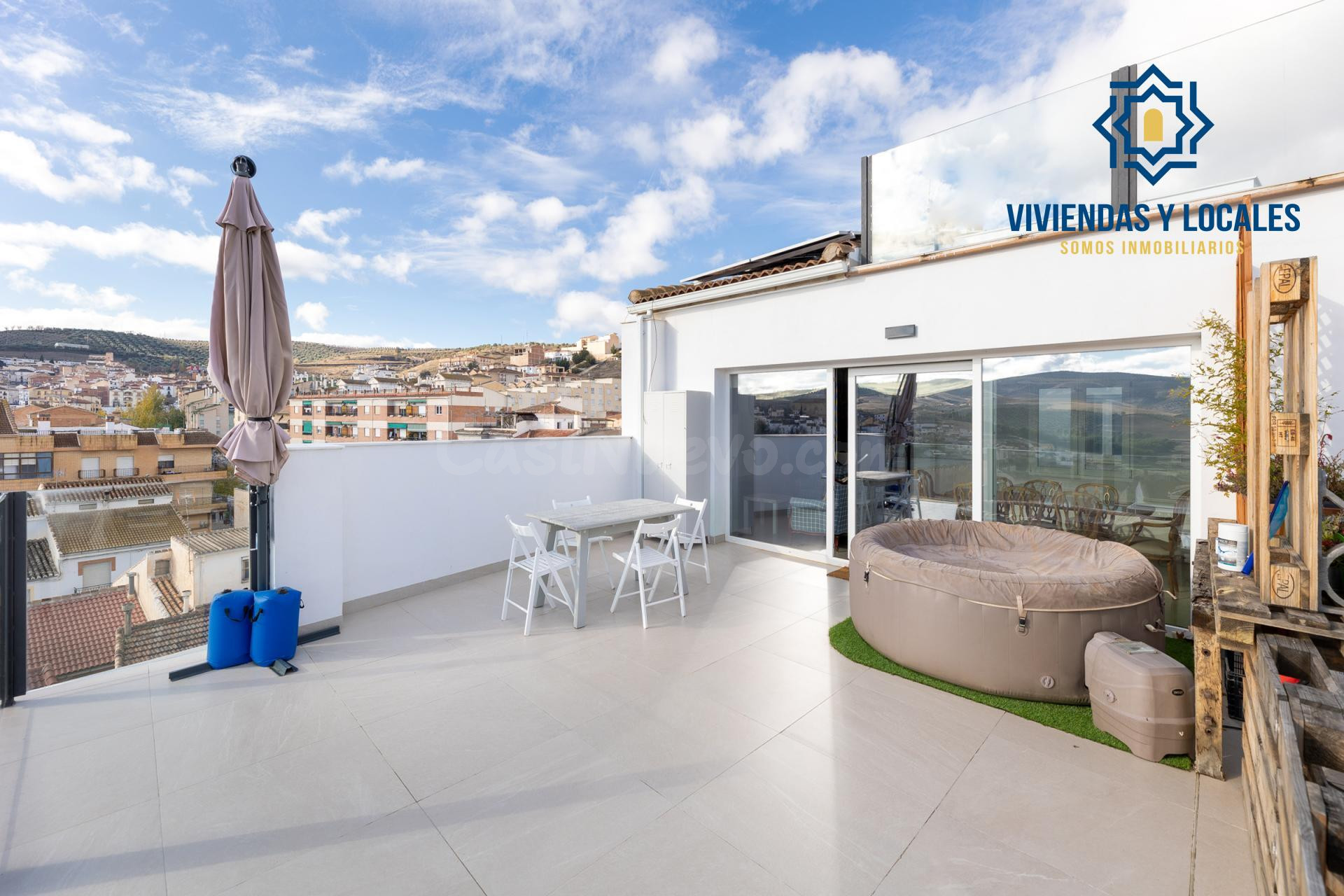 ESPECTACULAR ATICO CON TERRAZA Y MARAVILLOSAS VISTAS EN ALHA