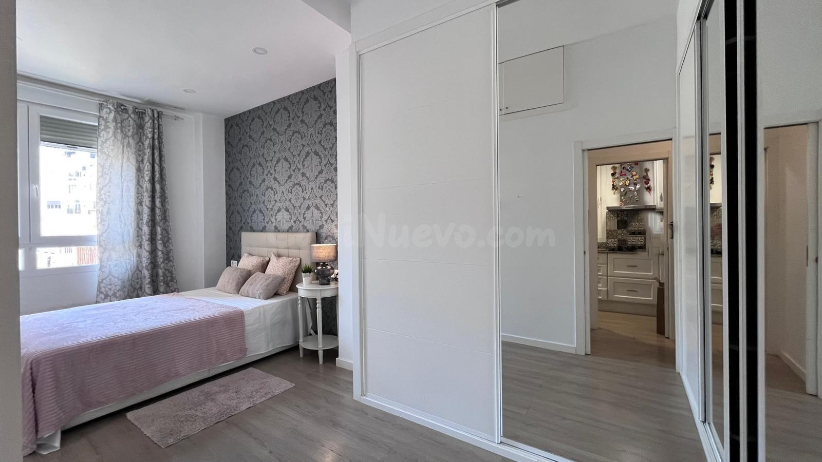 ¡INMEJORABLE OPORTUNIDAD DE VIVIR EN EL EIXAMPLE!! - foto 2