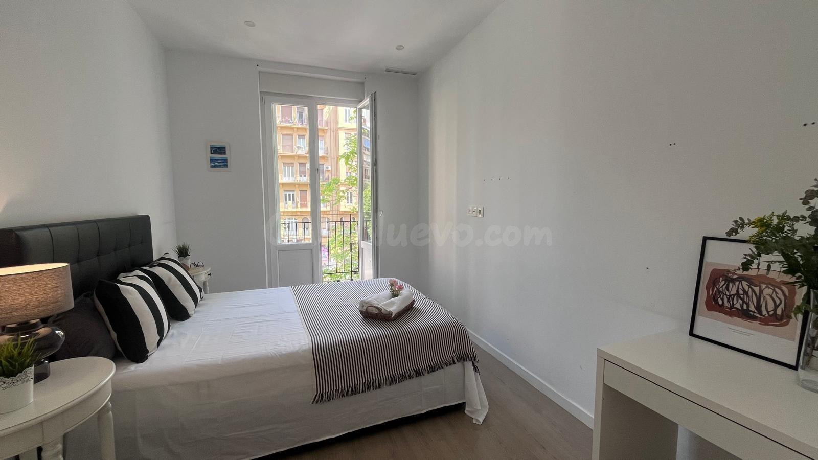 ¡INMEJORABLE OPORTUNIDAD DE VIVIR EN EL EIXAMPLE!! - foto 5