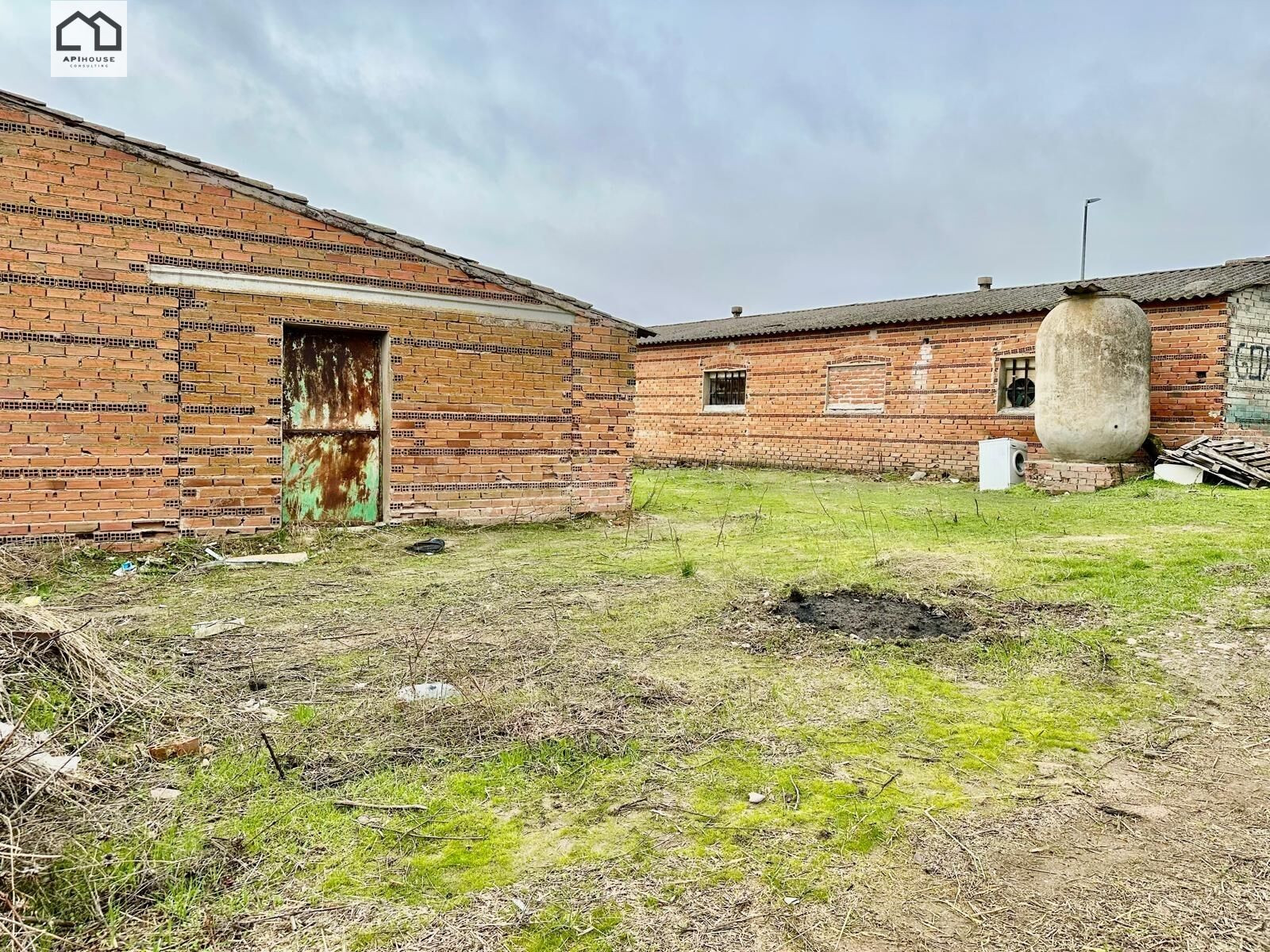 Apihouse presenta parcela urbana de 1574 m2 en La Mata, Prec - foto 5