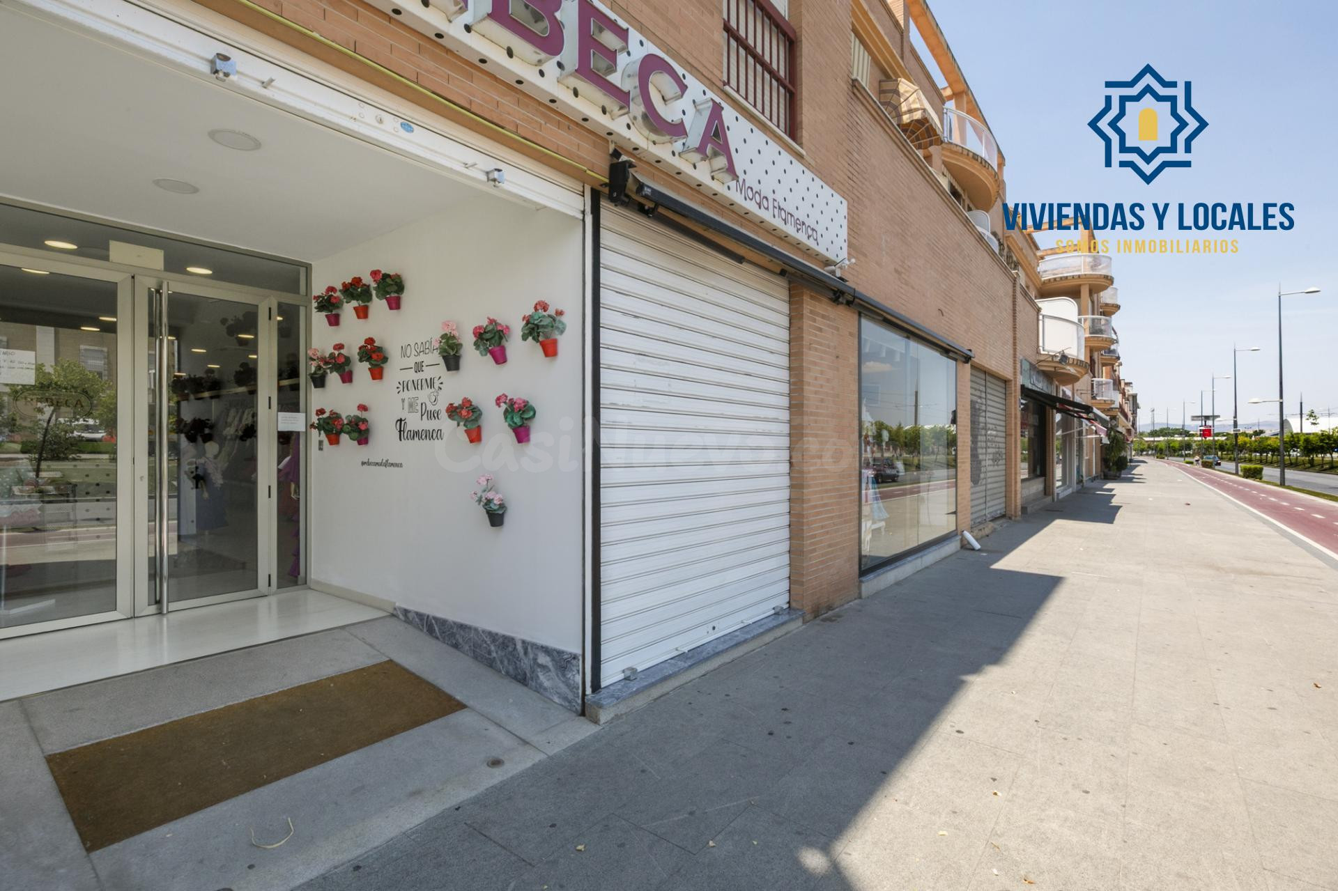 Local comercial en una ubicación estupenda! - foto 2