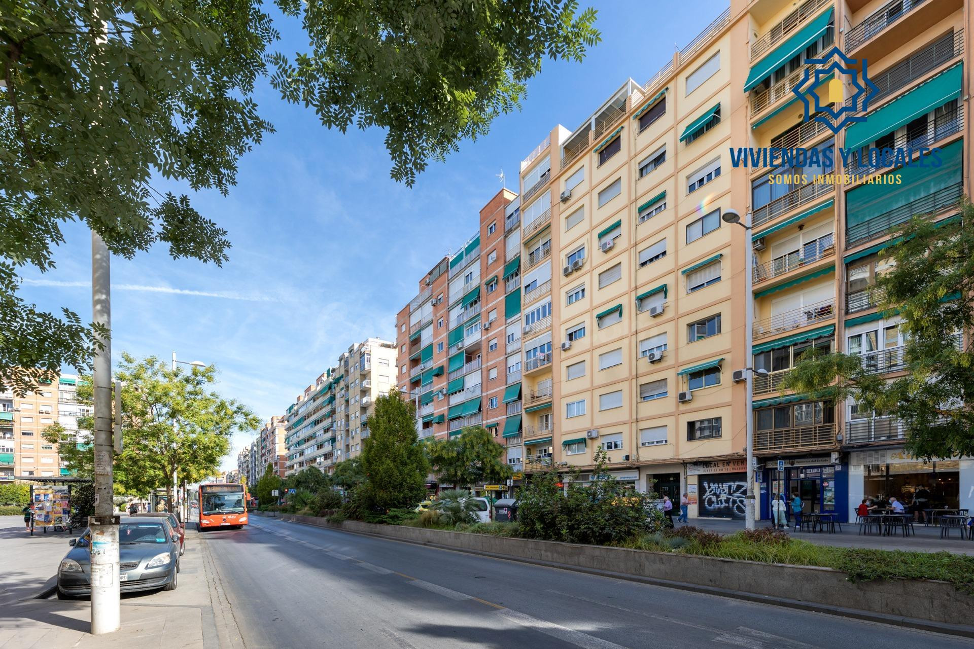 ¡Tu nueva inversión te espera en Camino de Ronda! ✨ EXTERIOR - foto 2