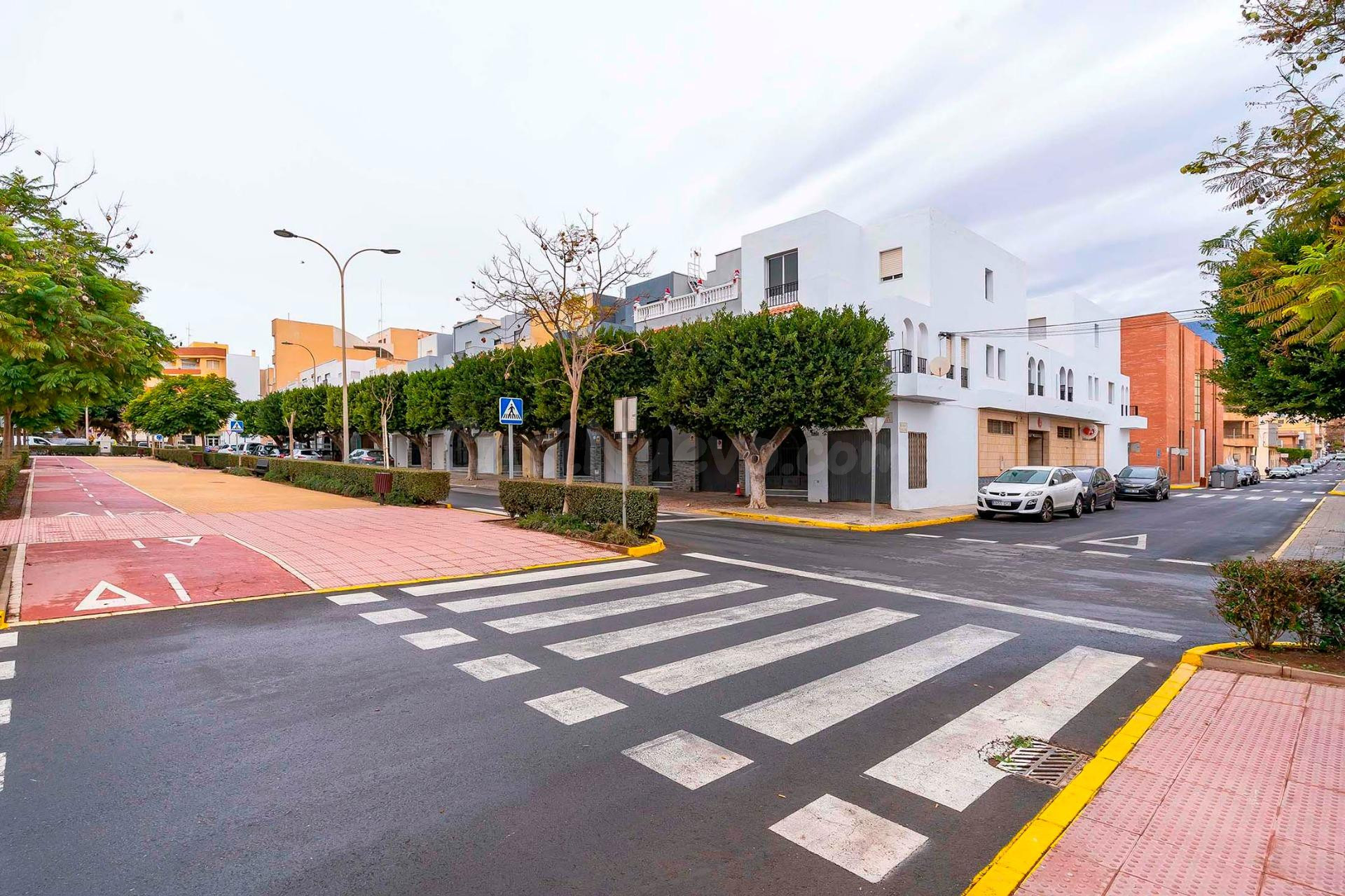 ¡OPORTUNIDAD ÚNICA PARA TU NEGOCIO JUNTO AL PASEO DE LAS LOM