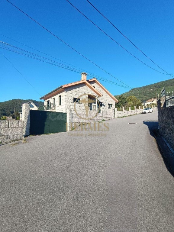 Casa de piedra en Villadesuso,Santa Maria de Oia - foto 2