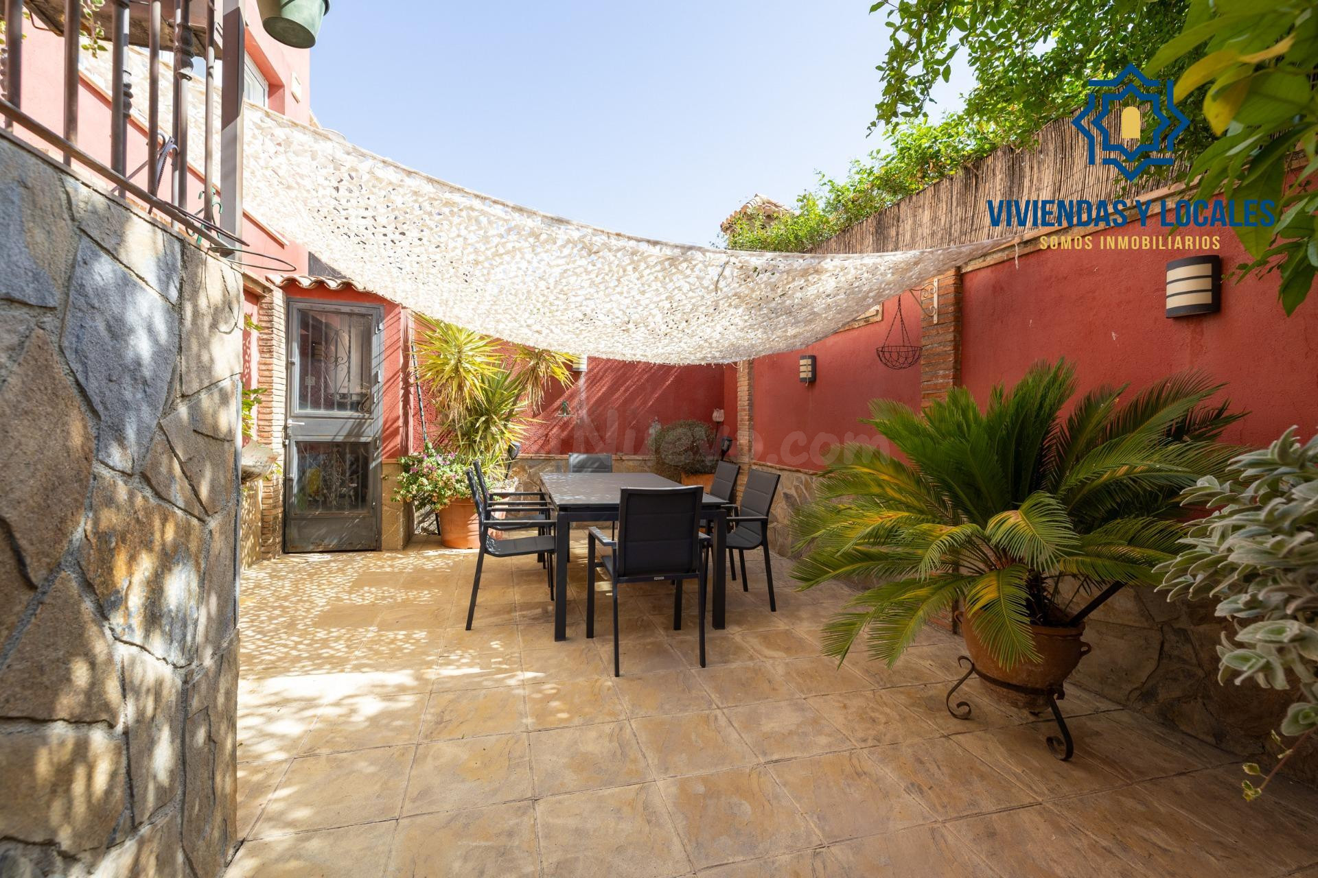 Preciosa casa en Ambros lista para entrar
