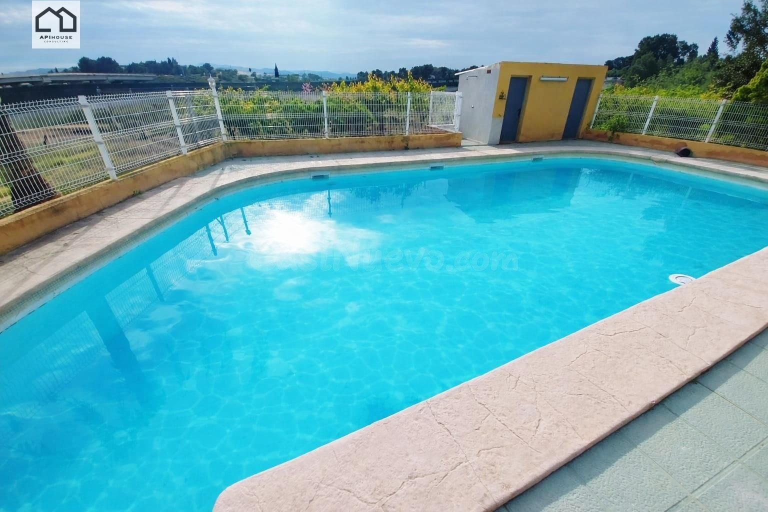 Impresionante Casa Reformada con Amplio Terreno en Murcia Pr - foto 2