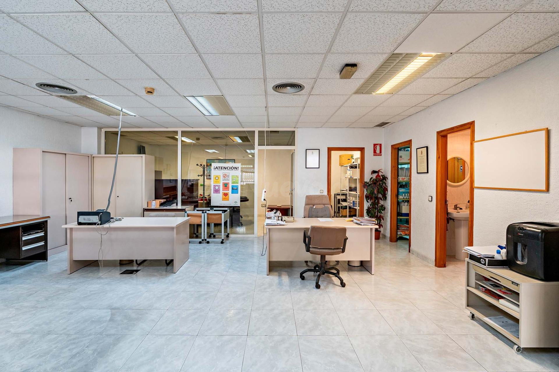 Local comercial en Santa Maria, ¡Invierte en tu negocio, inv - foto 5