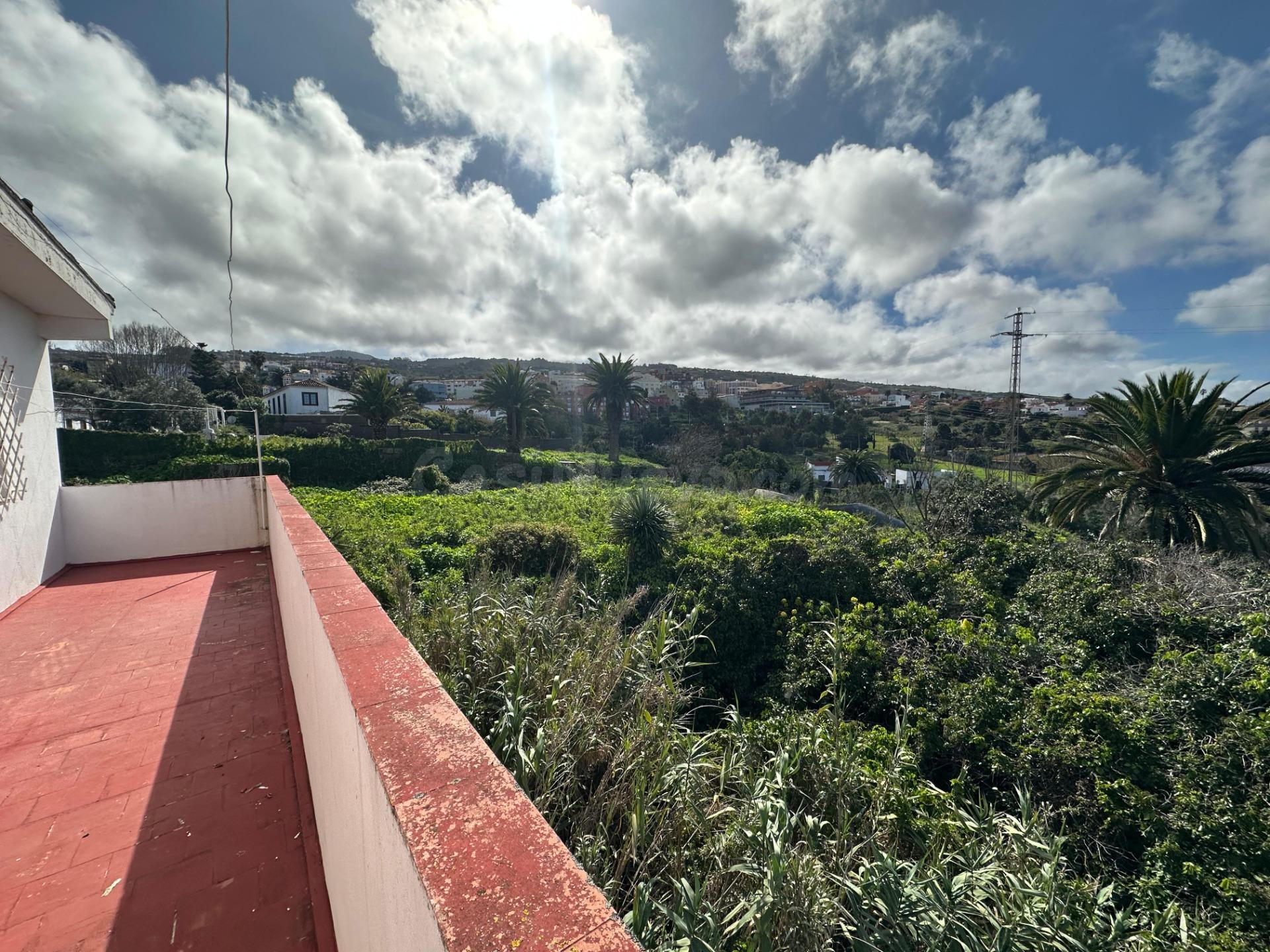 Casa independiente en el centro de Tacoronte - foto 2