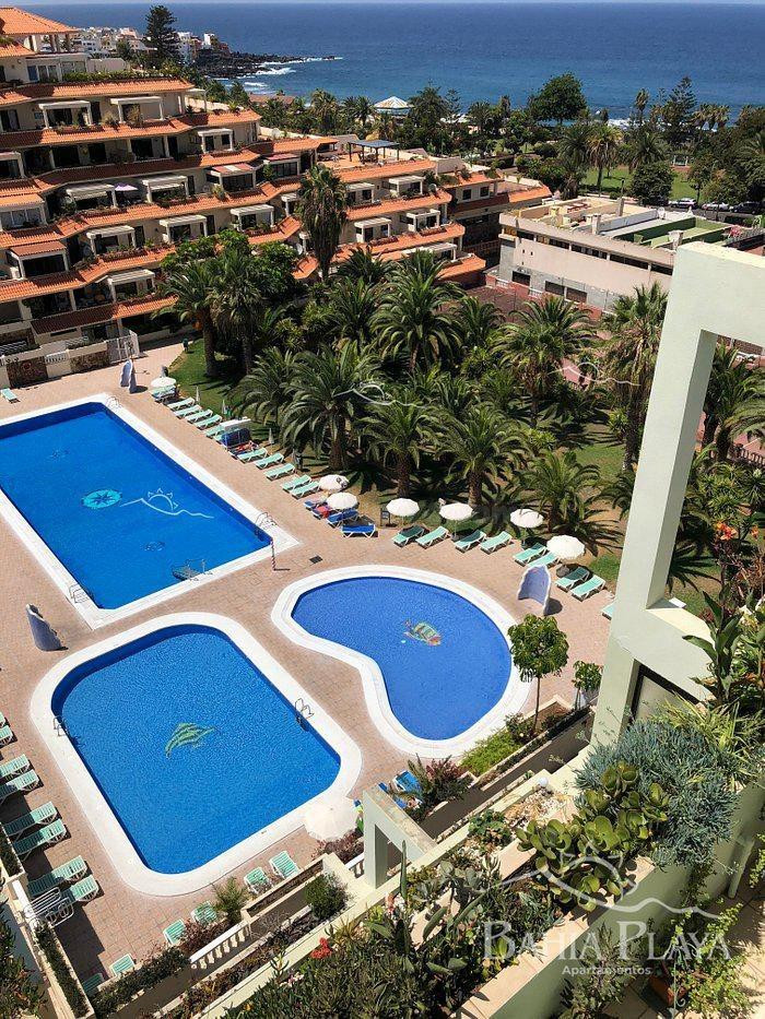 Amplia plaza de garaje para 2 motos en Apartamentos Bahía Pl - foto 2