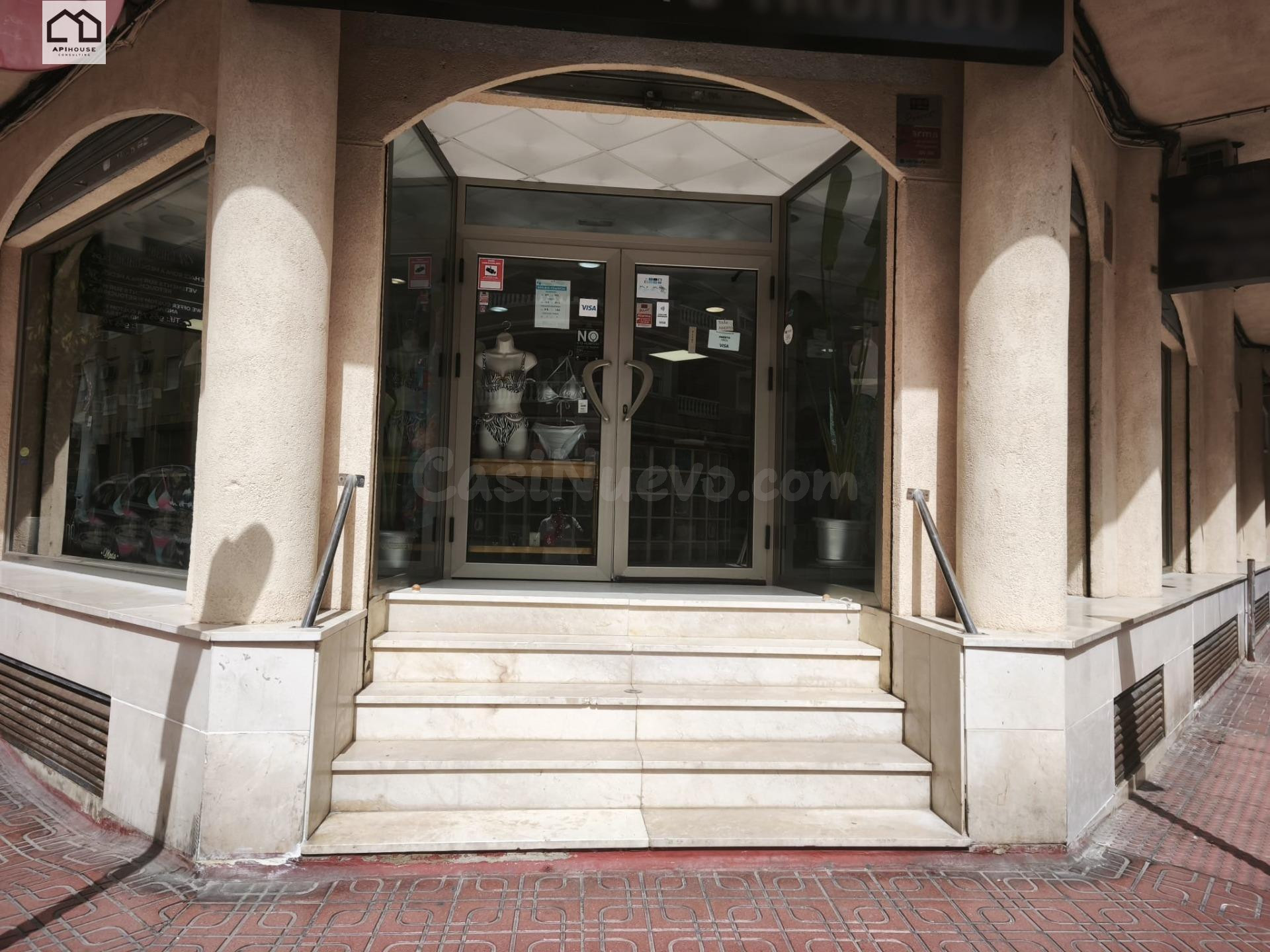 Oportunidad de Negocio en el Corazón de Torrevieja por €270, - foto 2