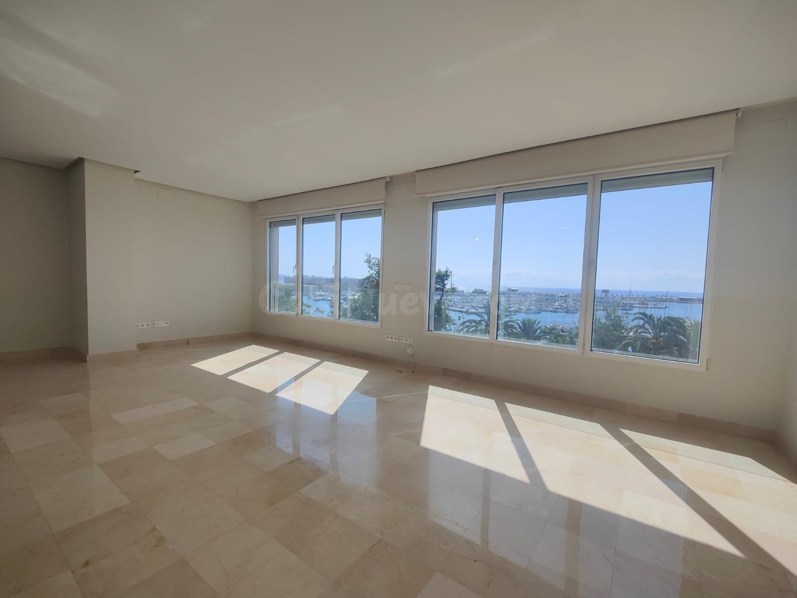 VIVIENDA REFORMADA VACÍA CON ELECTRODOMÉSTICOS FRENTE AL MAR - foto 5