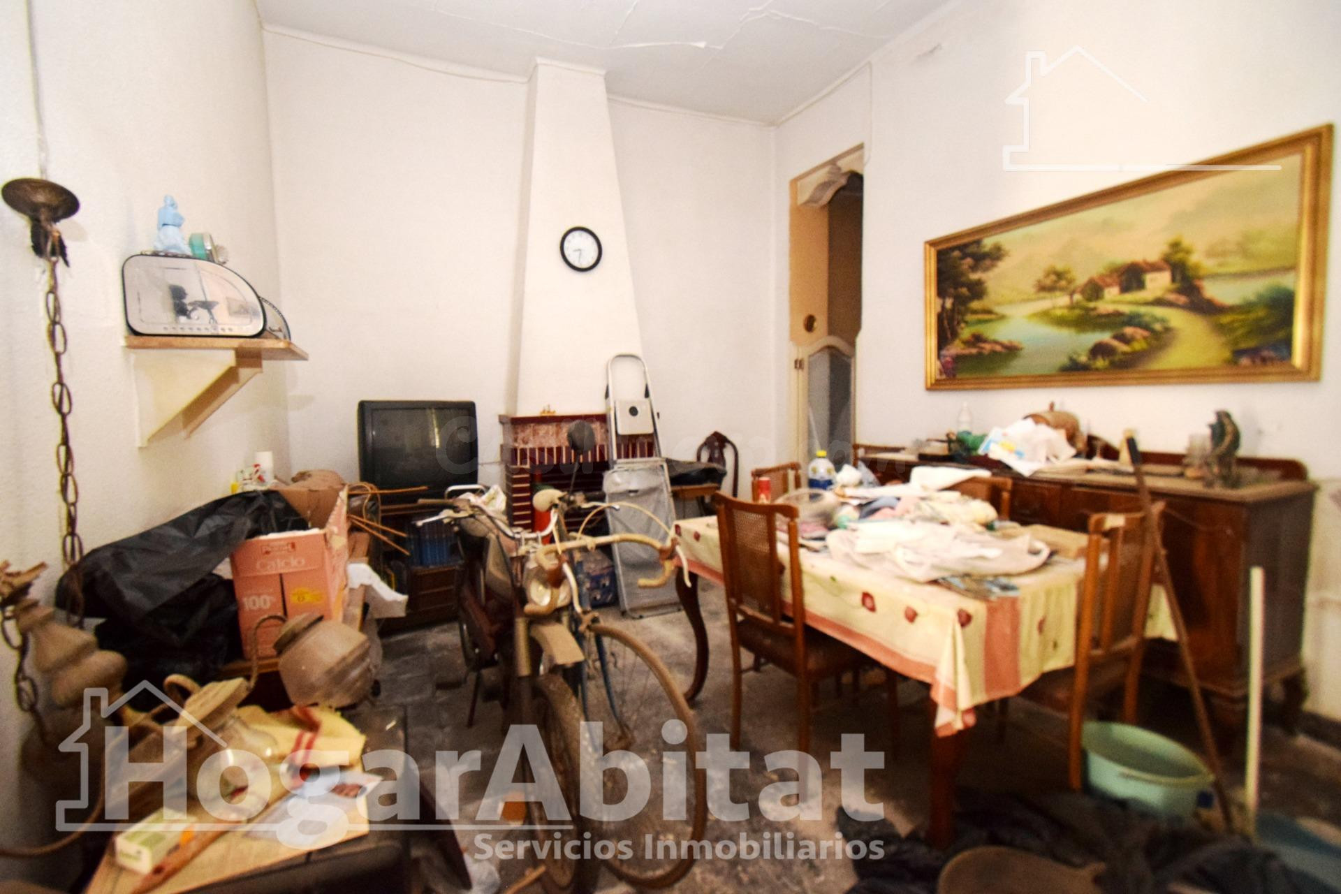 CASA CON TERRAZA PARA HACER A TU HOGAR DE SUEÑO - foto 5