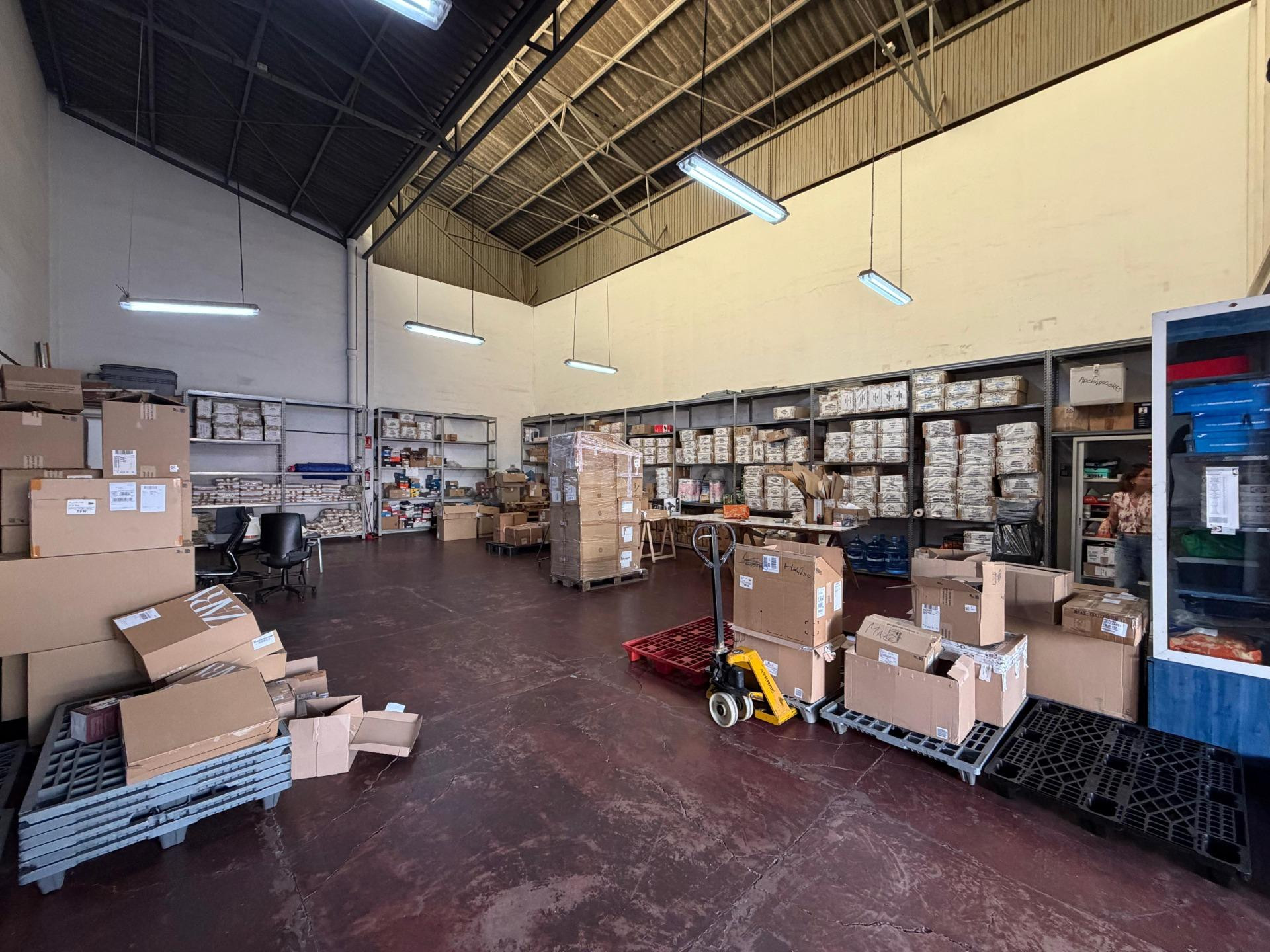 Amplia Nave Industrial en Chamberí - foto 3