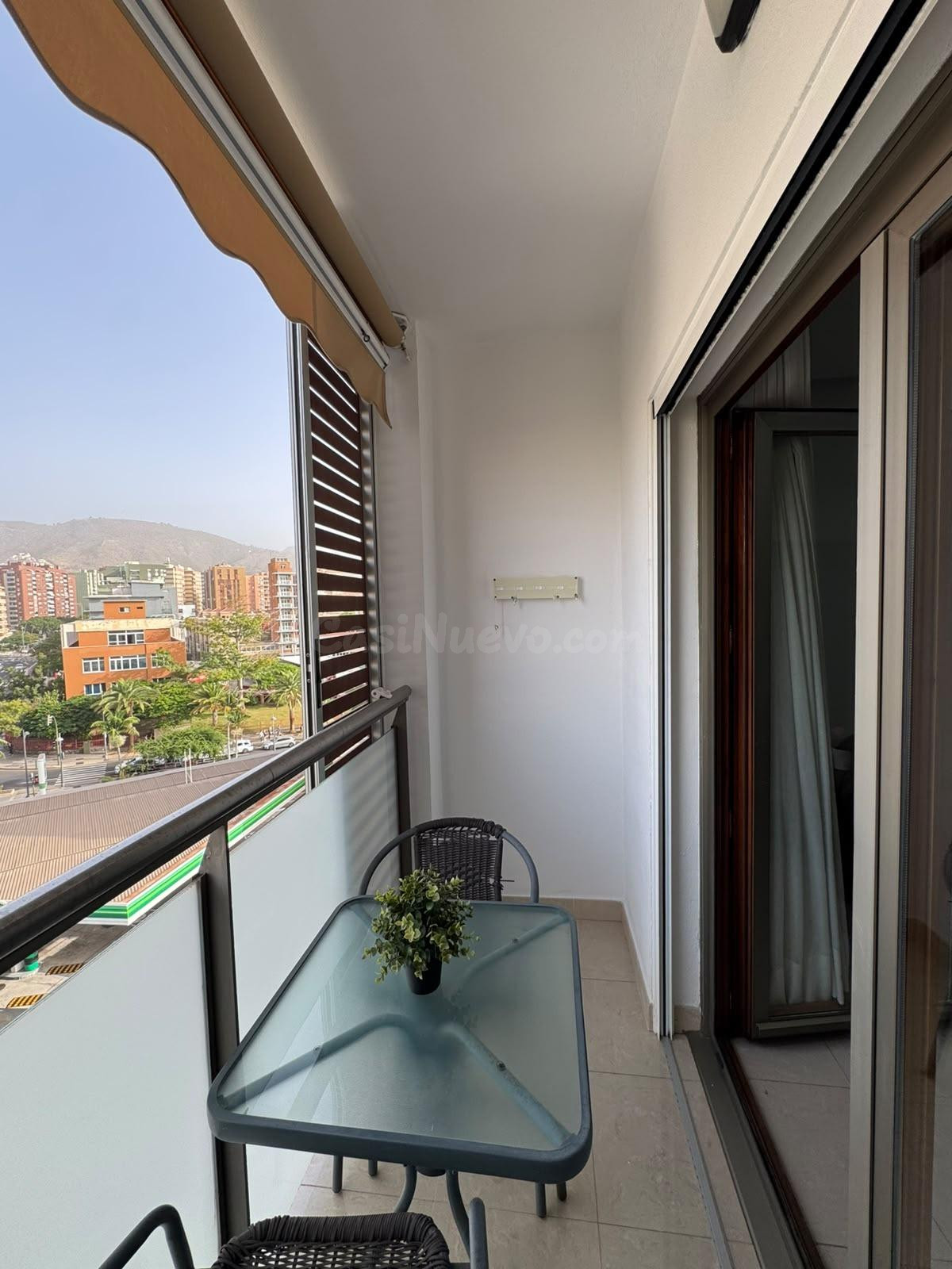 Piso exterior y muy luminoso en Calle Álvaro Rodríguez López - foto 3