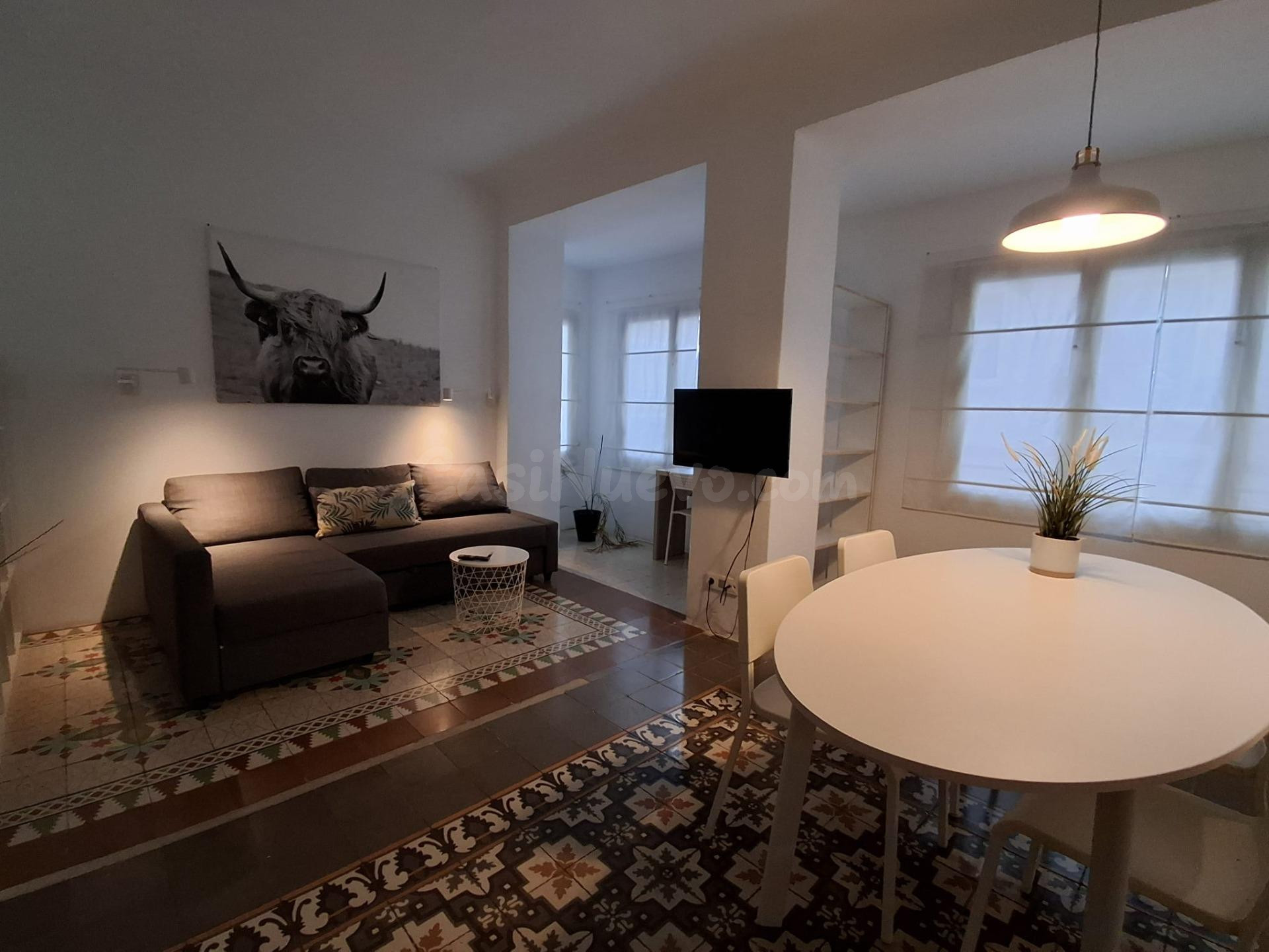 SE VENDE PRECIOSO PISO REFORMADO EN EL CENTRO DE ALICANTE-ZO - foto 4