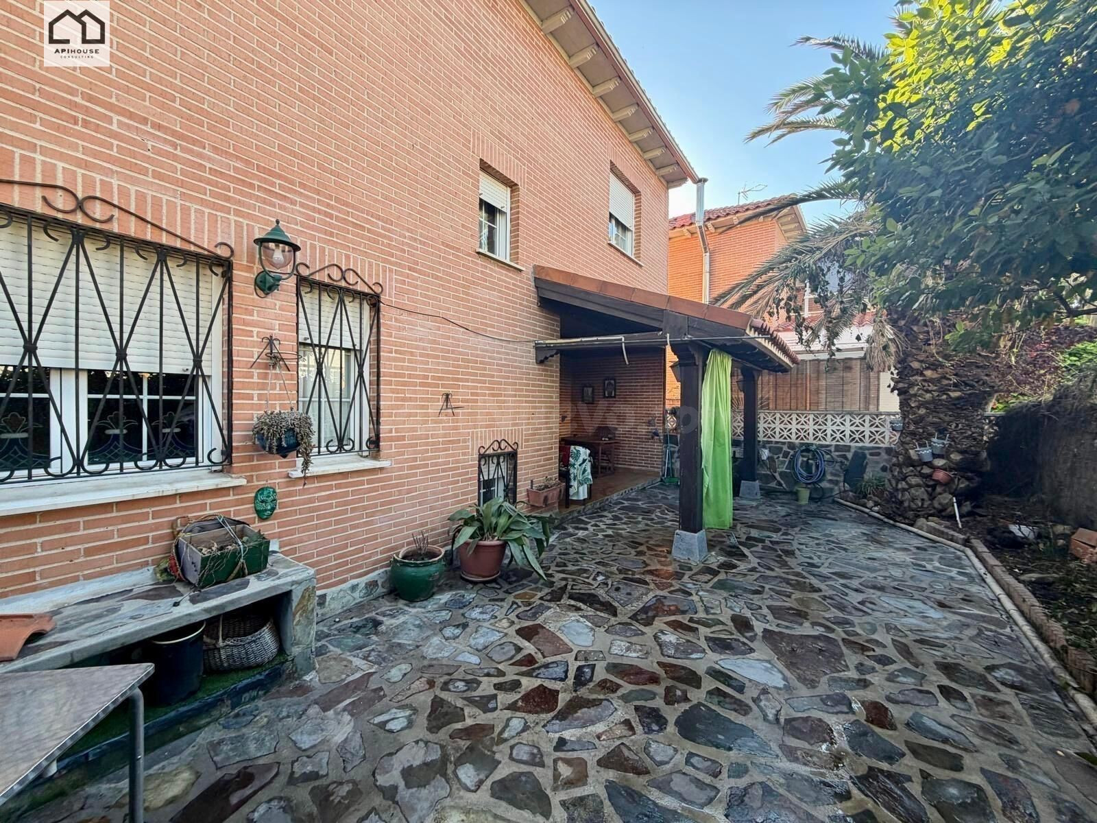 Espectacular Chalet en Numancia de la Sagra por solo €274,99 - foto 5