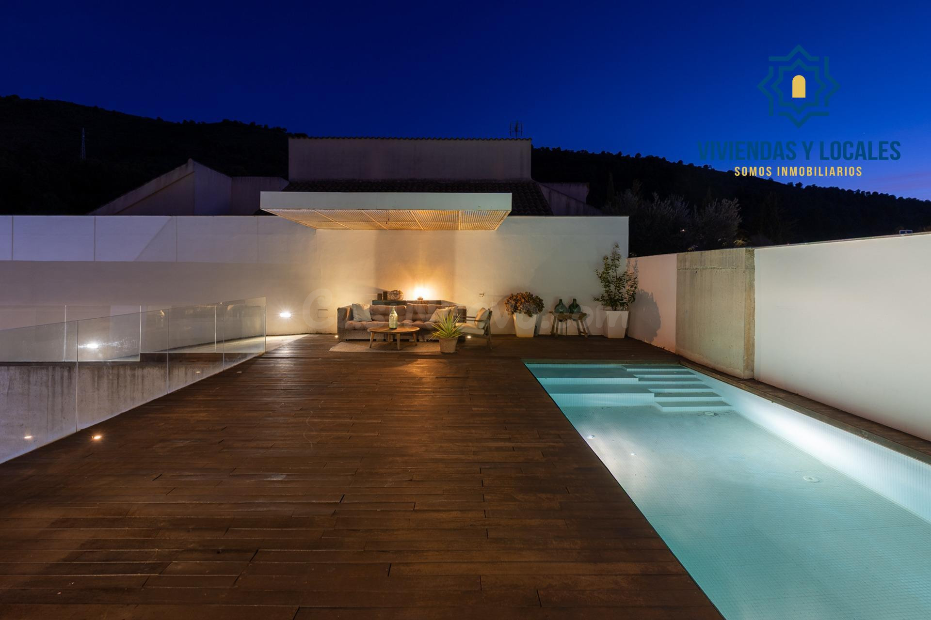 ESPECTACULAR  CASA  JUNTO A COLEGIO INTERNACIONAL - foto 4