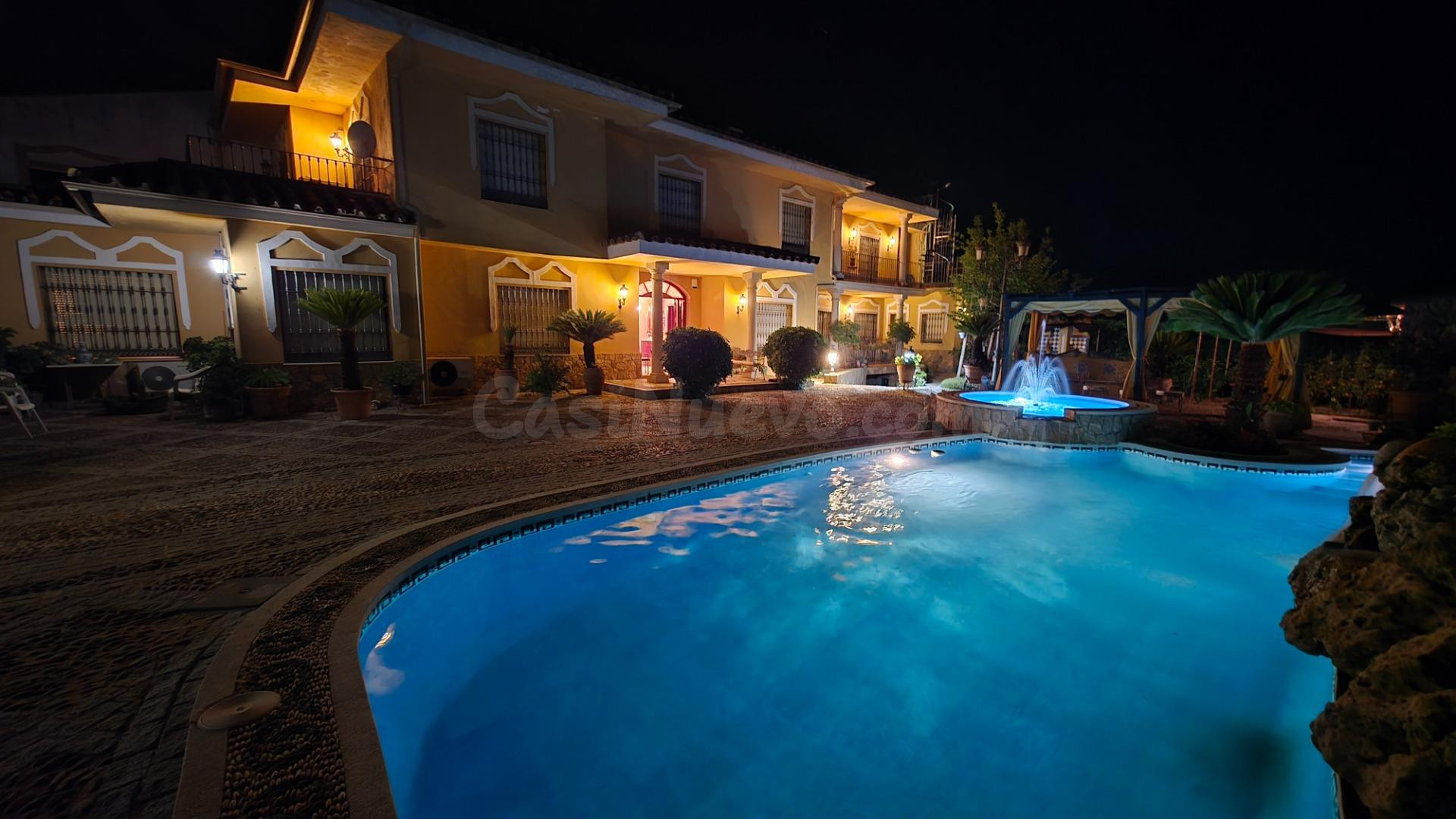 CHALET UNICO A 9 KMS DE CORDOBA