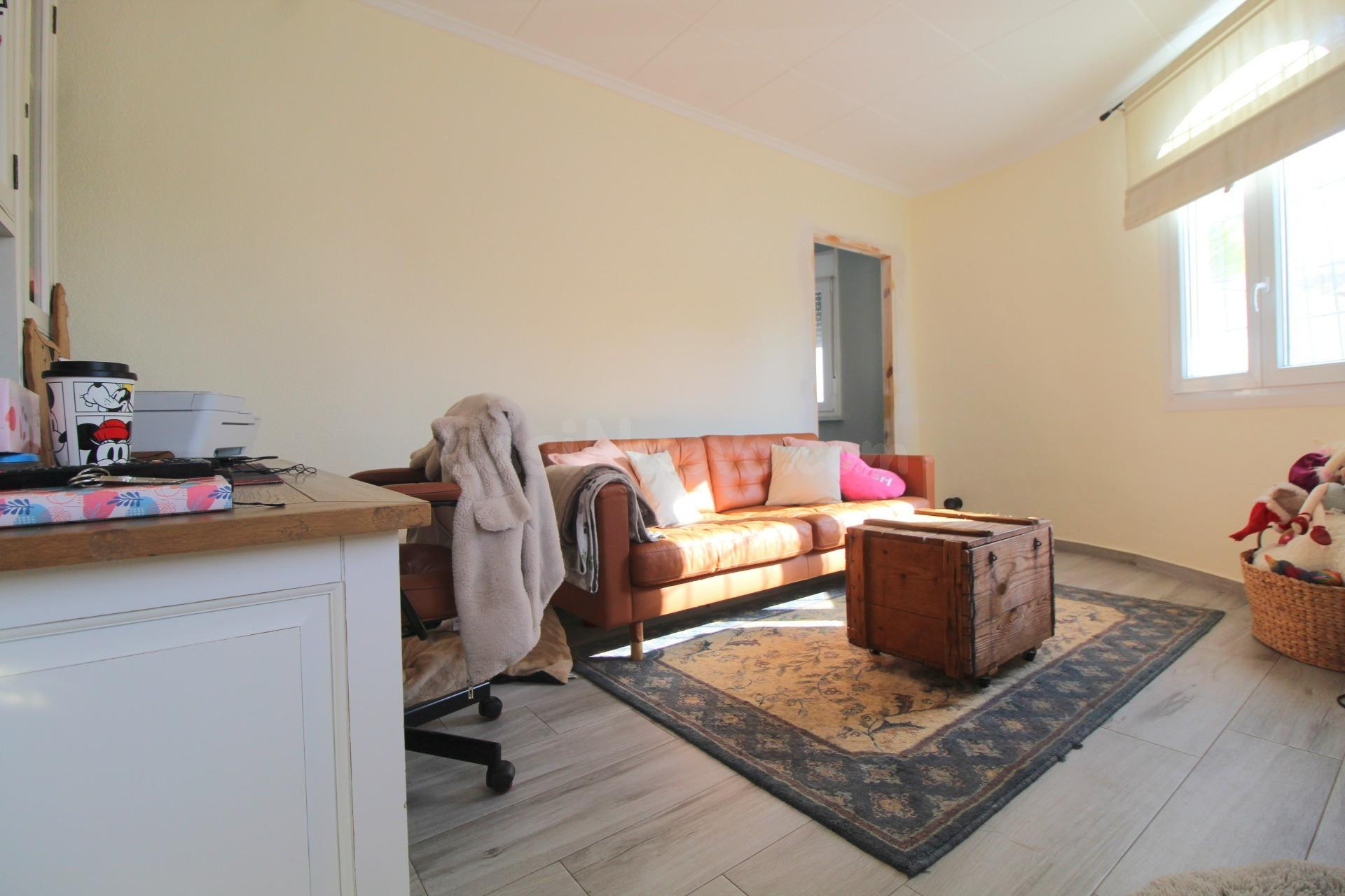 Chalet independiente con piscina privada, gran parcela y aut - foto 3