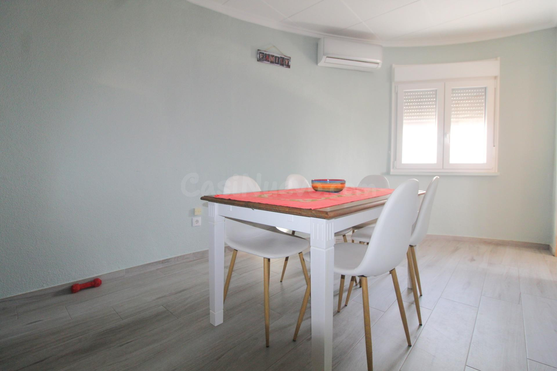 Chalet independiente con piscina privada, gran parcela y aut - foto 5