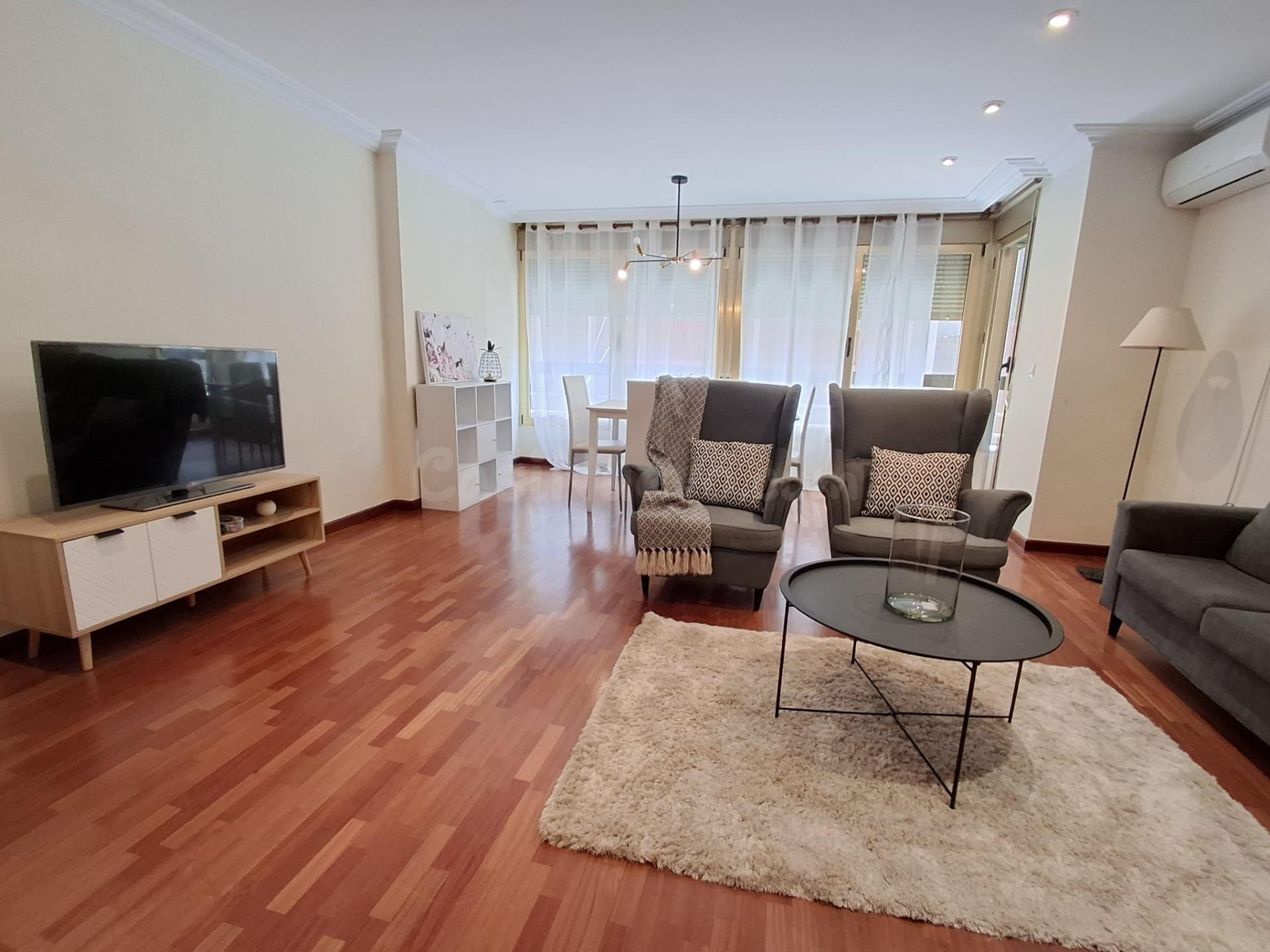 EXCLUSIVA VIVIENDA REFORMADA DE 4 DORMITORIOS EN ALICANTE, Z