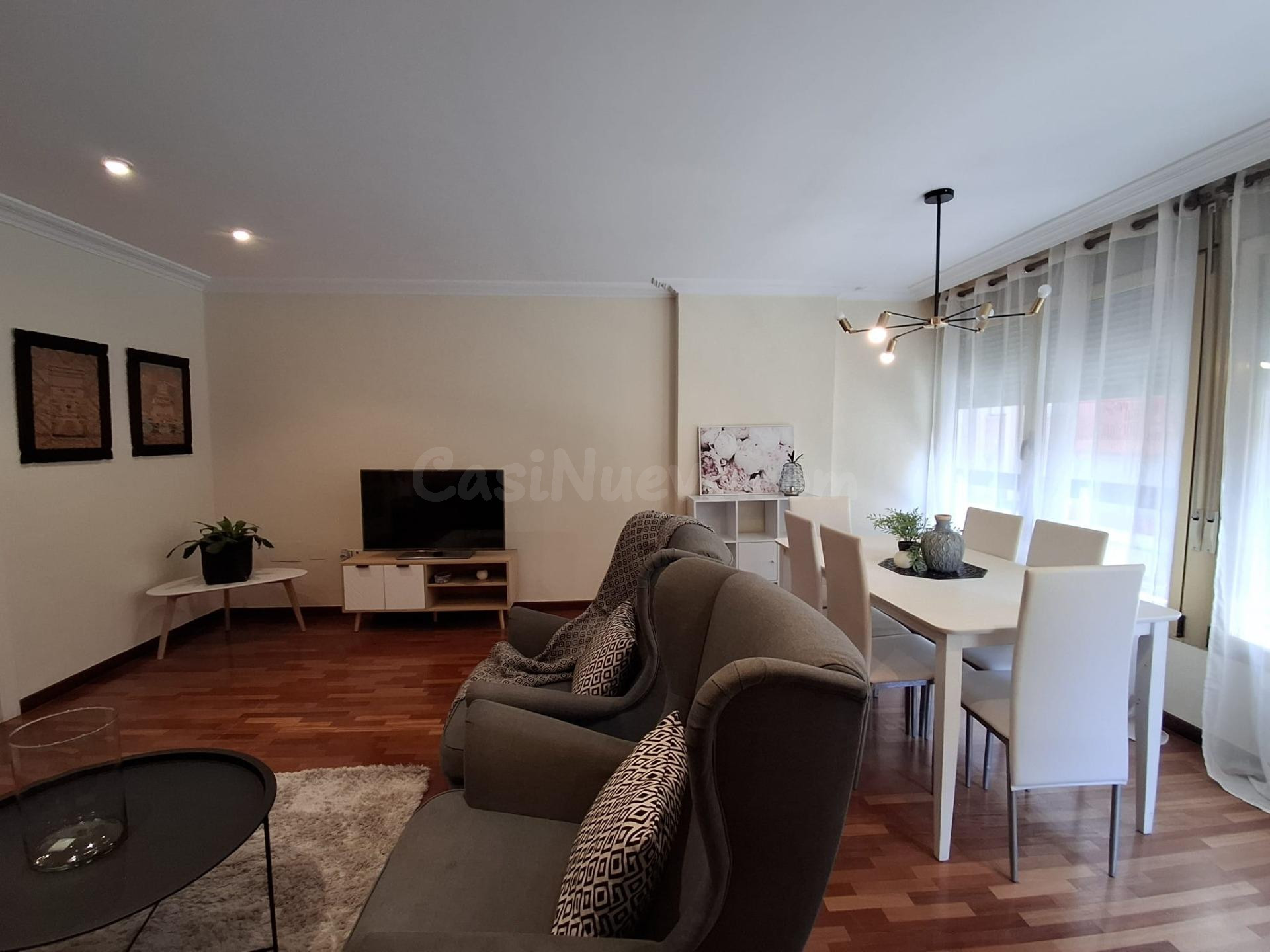EXCLUSIVA VIVIENDA REFORMADA DE 4 DORMITORIOS EN ALICANTE, Z - foto 3