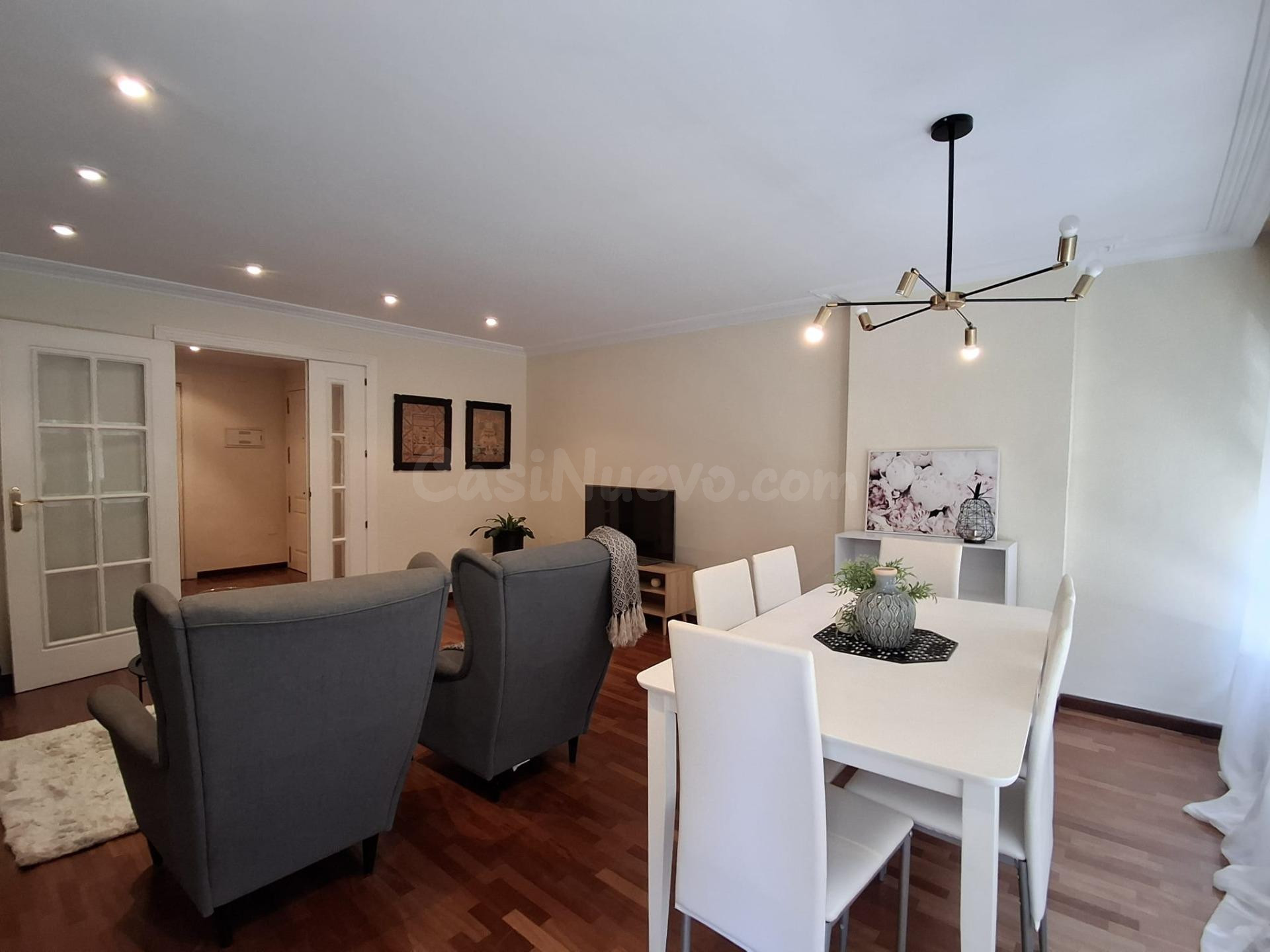 EXCLUSIVA VIVIENDA REFORMADA DE 4 DORMITORIOS EN ALICANTE, Z - foto 4