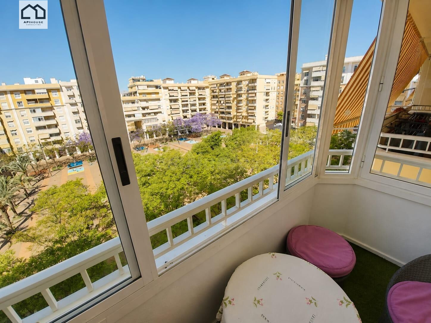 APIHOUSE VENDE CON POSIBILIDAD DE VENTA A PLAZOS, ESPECTACUL - foto 4