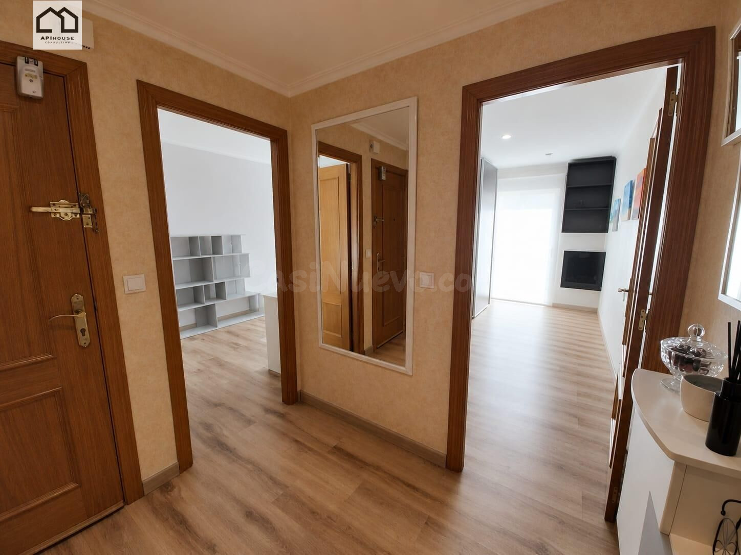 APIHOUSE VENDE CON POSIBILIDAD DE VENTA A PLAZOS, ESPECTACUL - foto 5
