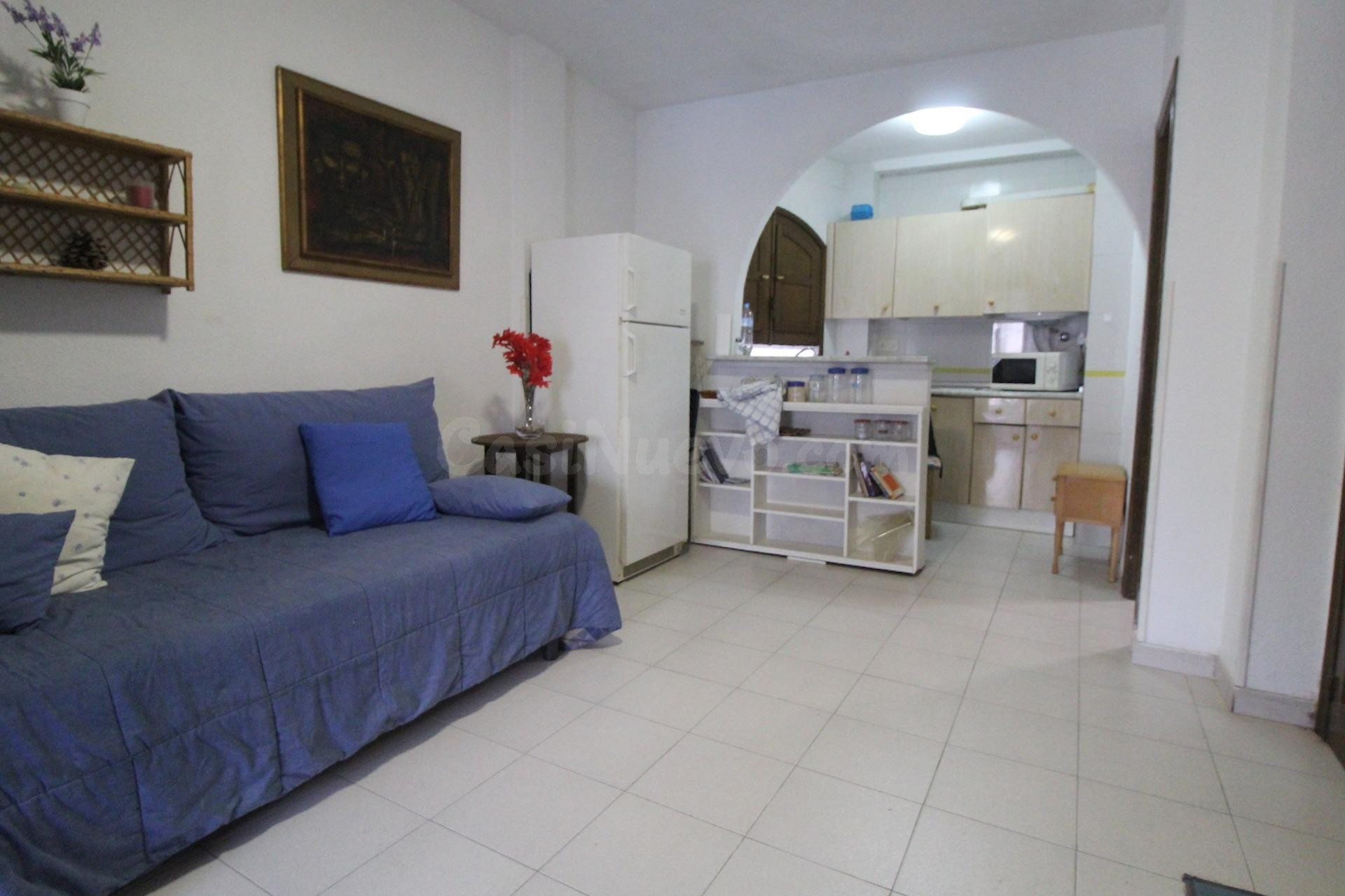 Estudio en residencial con piscina - foto 2