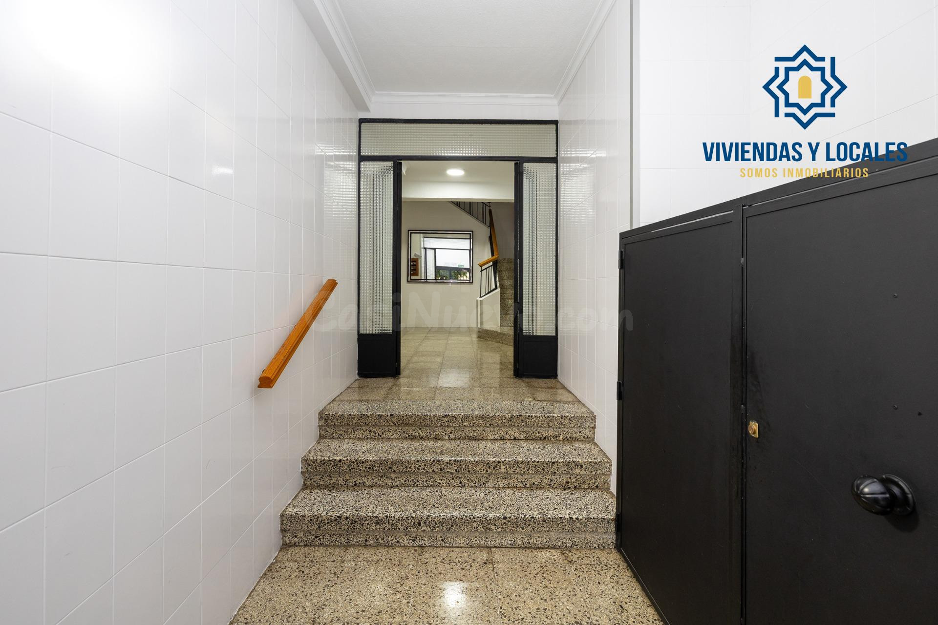 Piso de tres dormitorios en el Realejo - foto 2