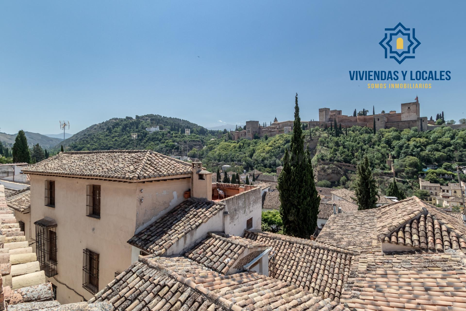 CASA CON VISTAS PANORÁMICAS A LA ALHAMBRA
