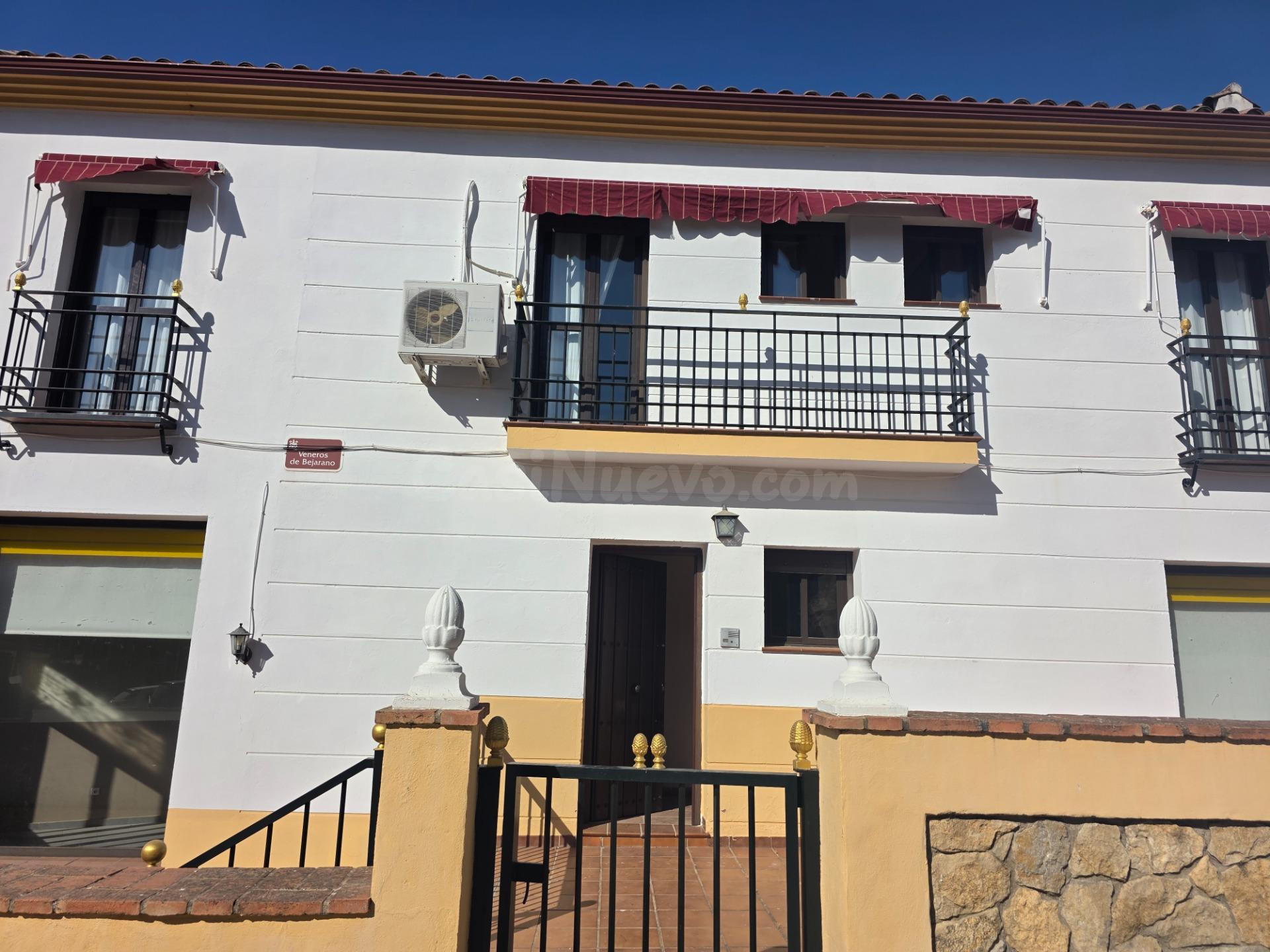 Magnífica casa en la preciosa zona de Trassierra.Única y con - foto 3