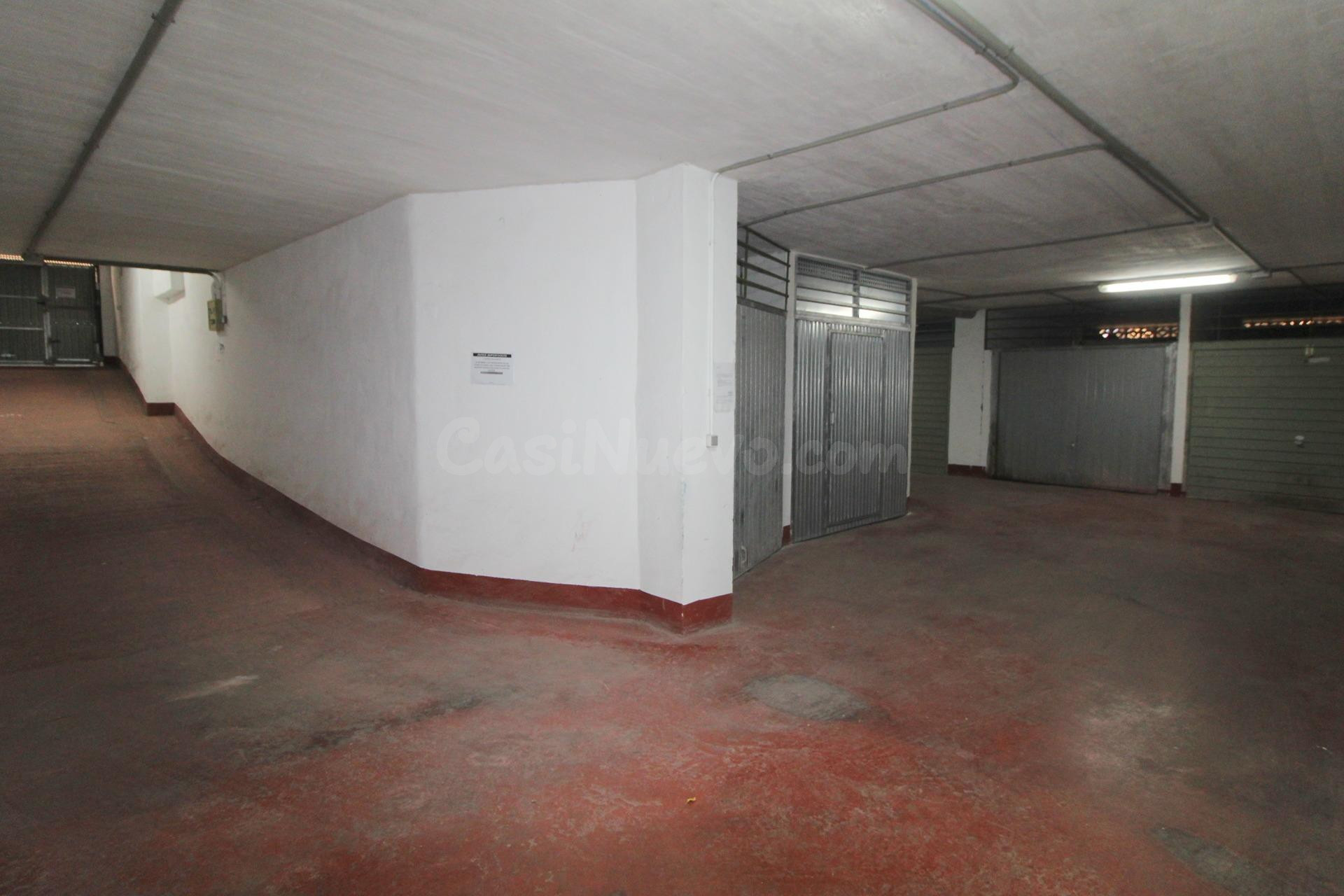 Garaje cerrado de gran tamaño en Calle San Julián 32 - ¡Idea - foto 5